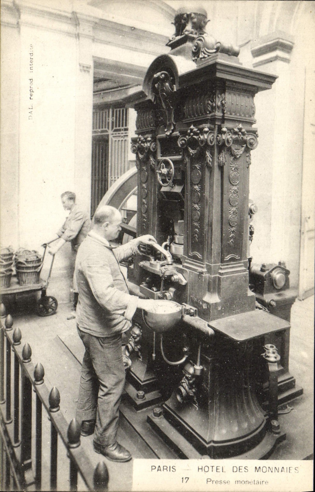 CPA Paris Hotel des Monnaies Presse monetaire