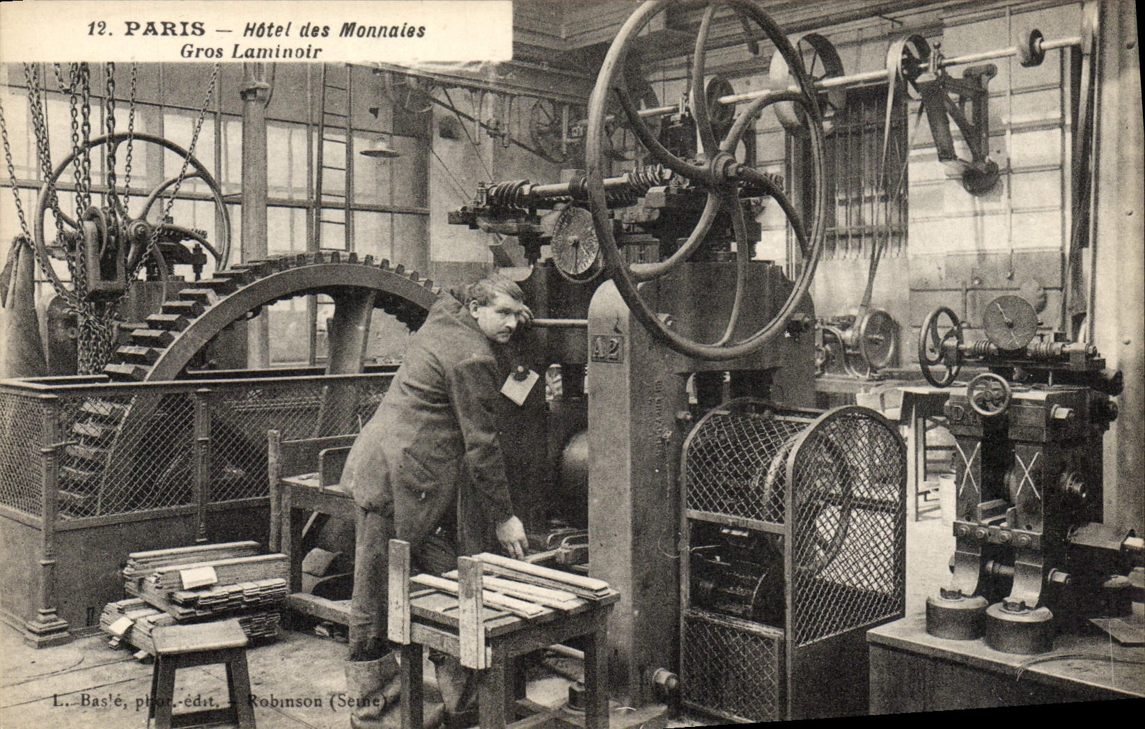 CPA Paris Hotel des Monnaies Gros Laminoir