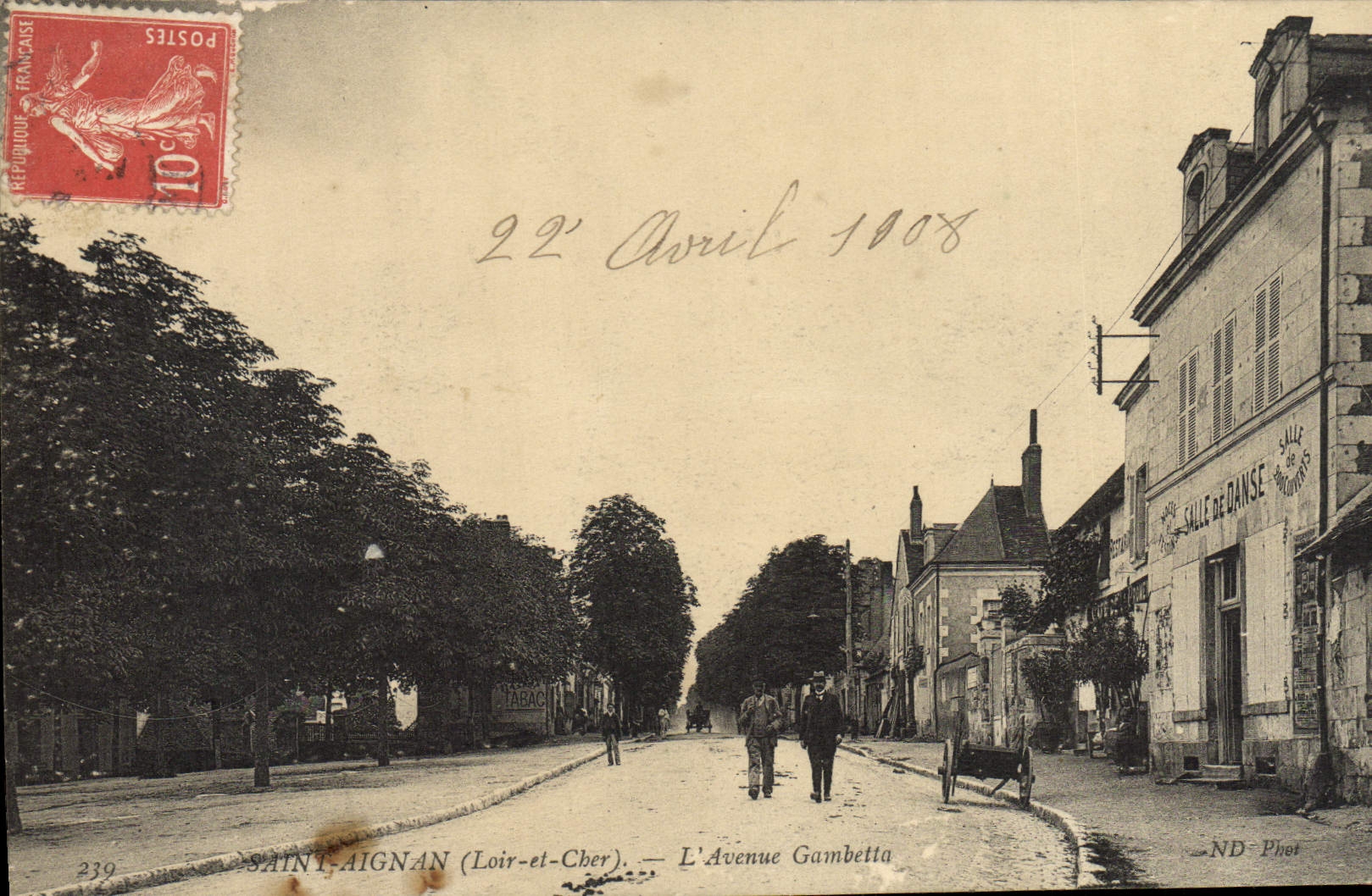 CPA Saint Aignan L'Avenue Gambetta Salle de danse