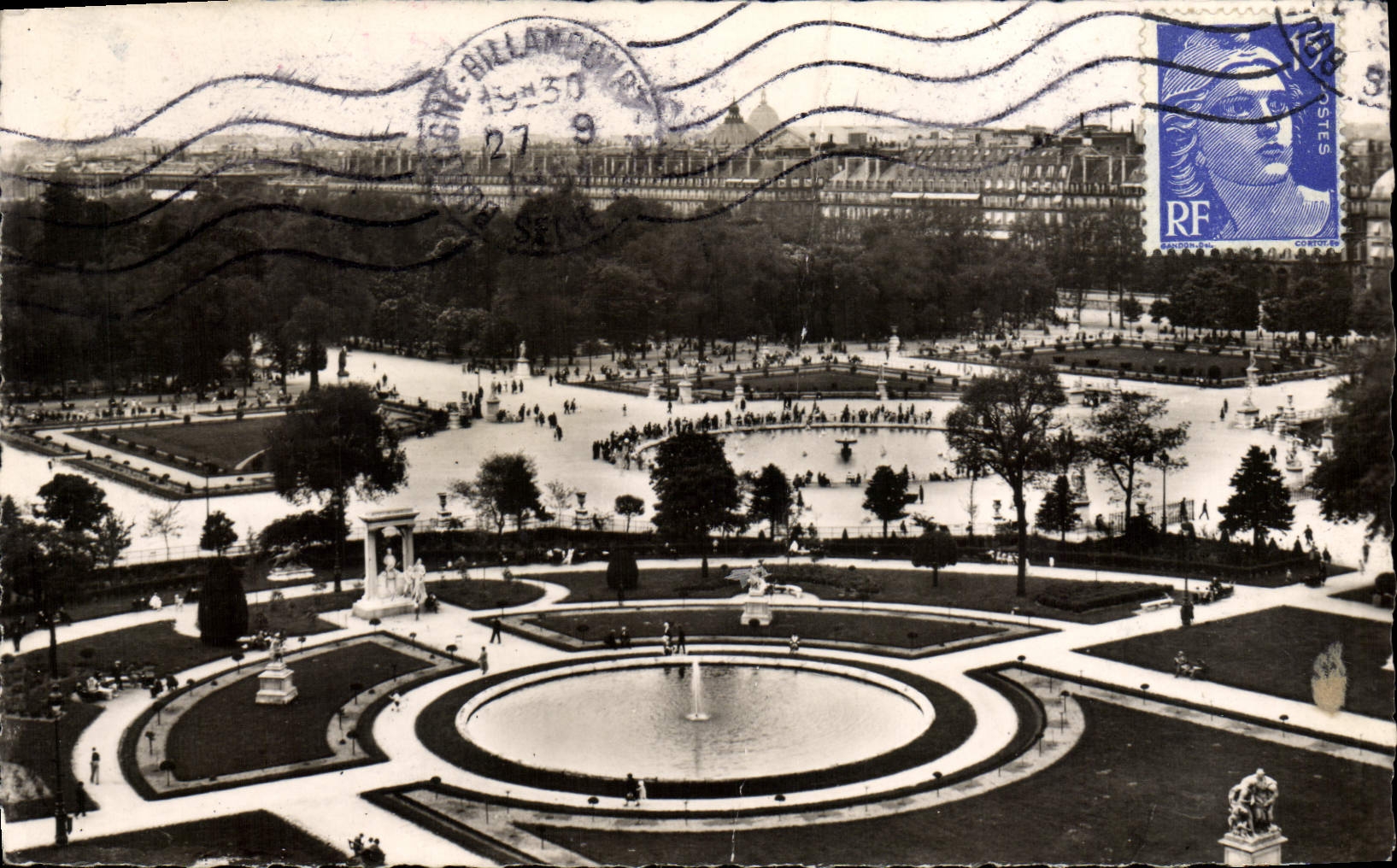 VINTAGE POSTCARD Paris the Garden of Tileries