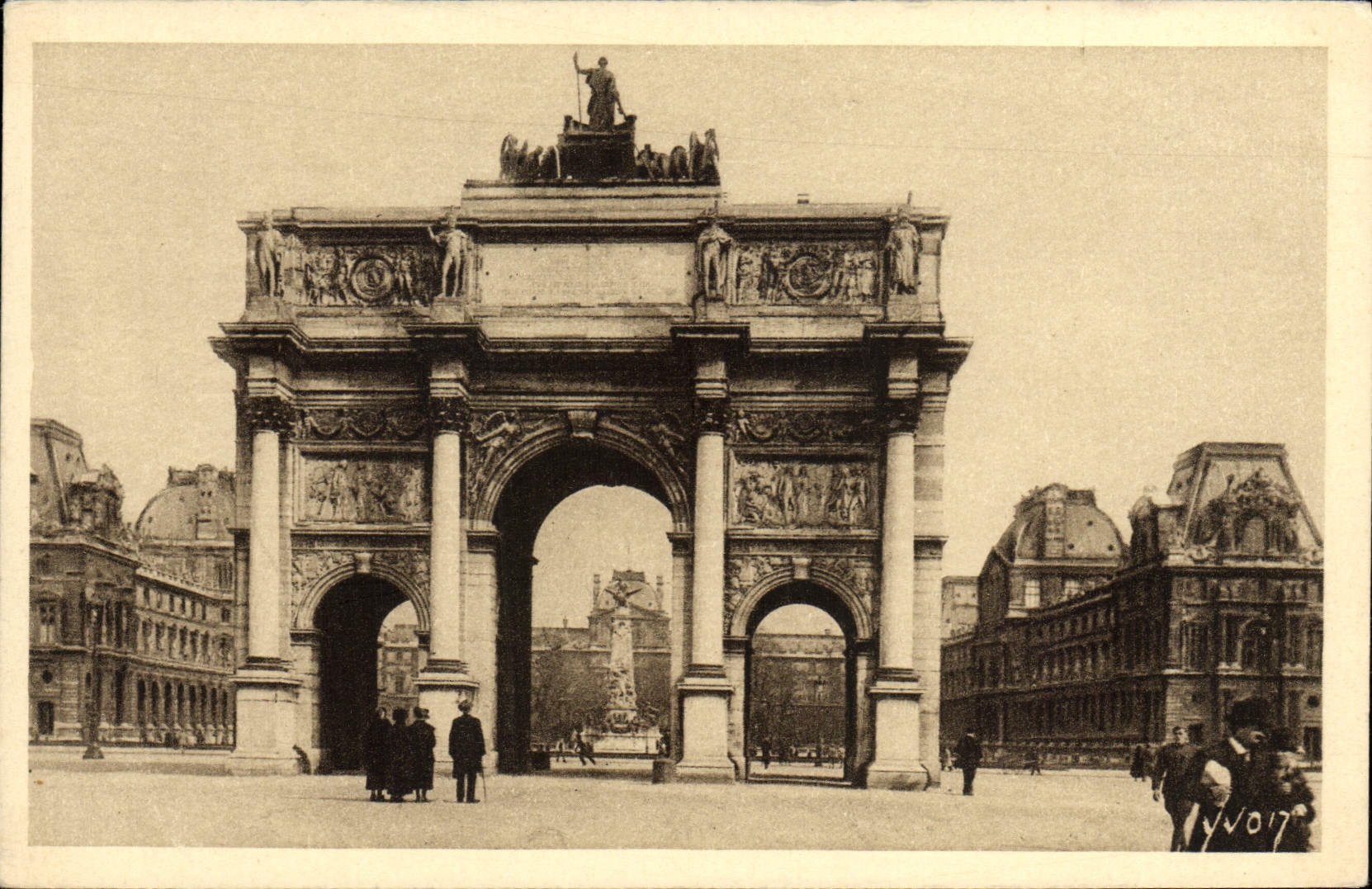 CPA Paris En Flanant L'Arc de Triomphe du Carrousel