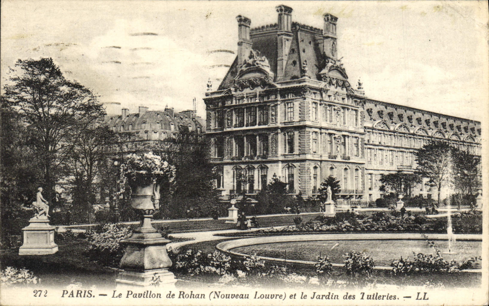 CPA Paris Le Pavillon de Rohan et le Jardin des Tuileries