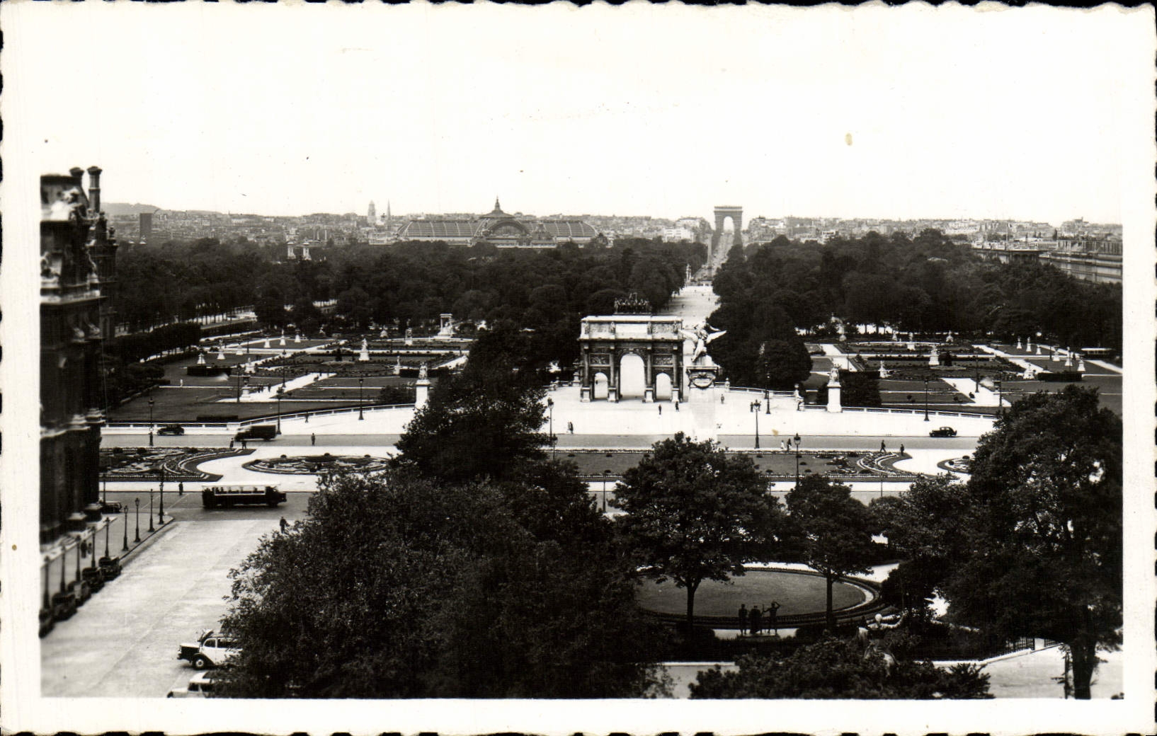 VINTAGE POSTCARD Paris Panorama on Tileries
