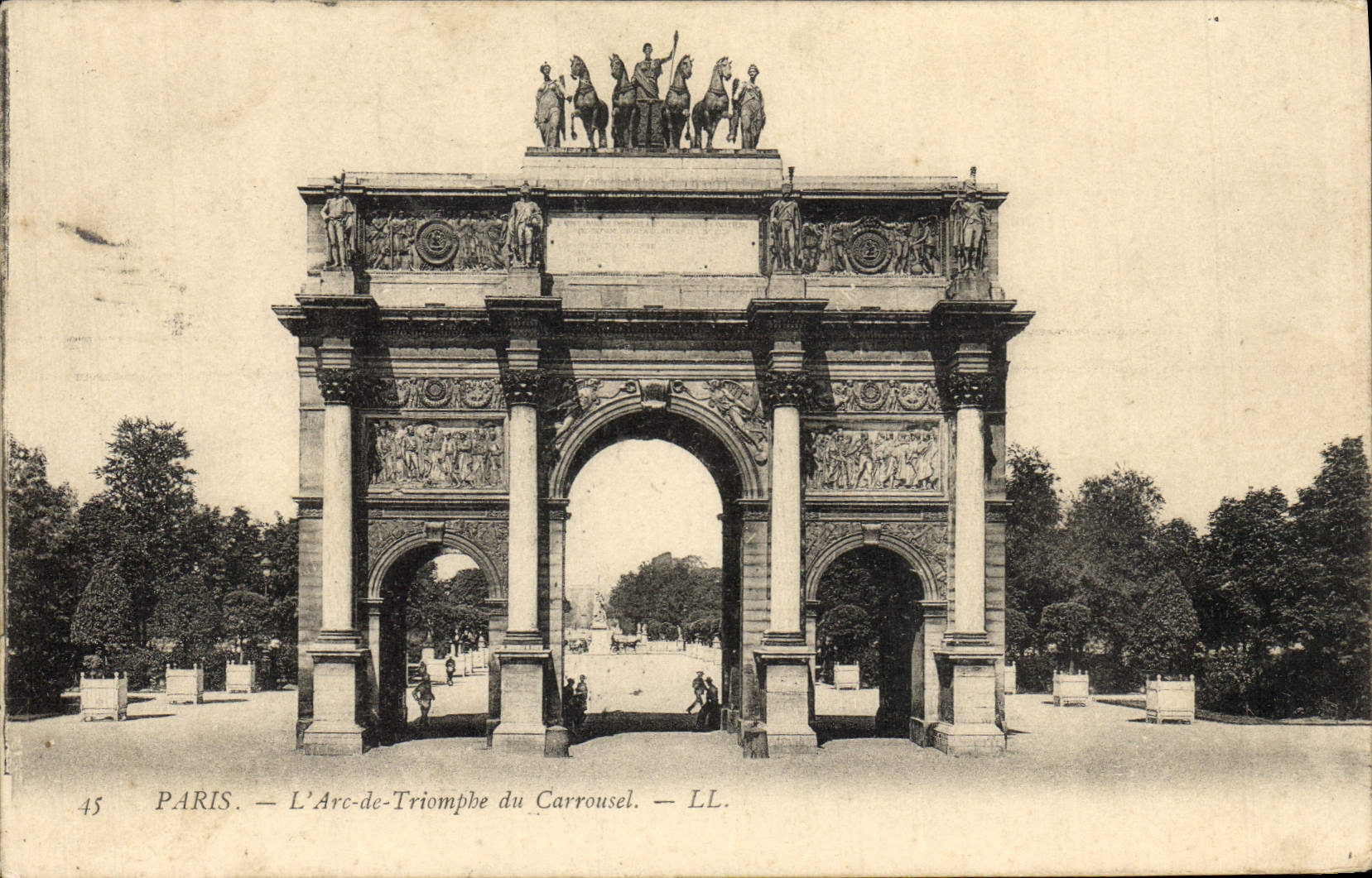 CPA Paris L'Arc de Triomphe du Carrousel