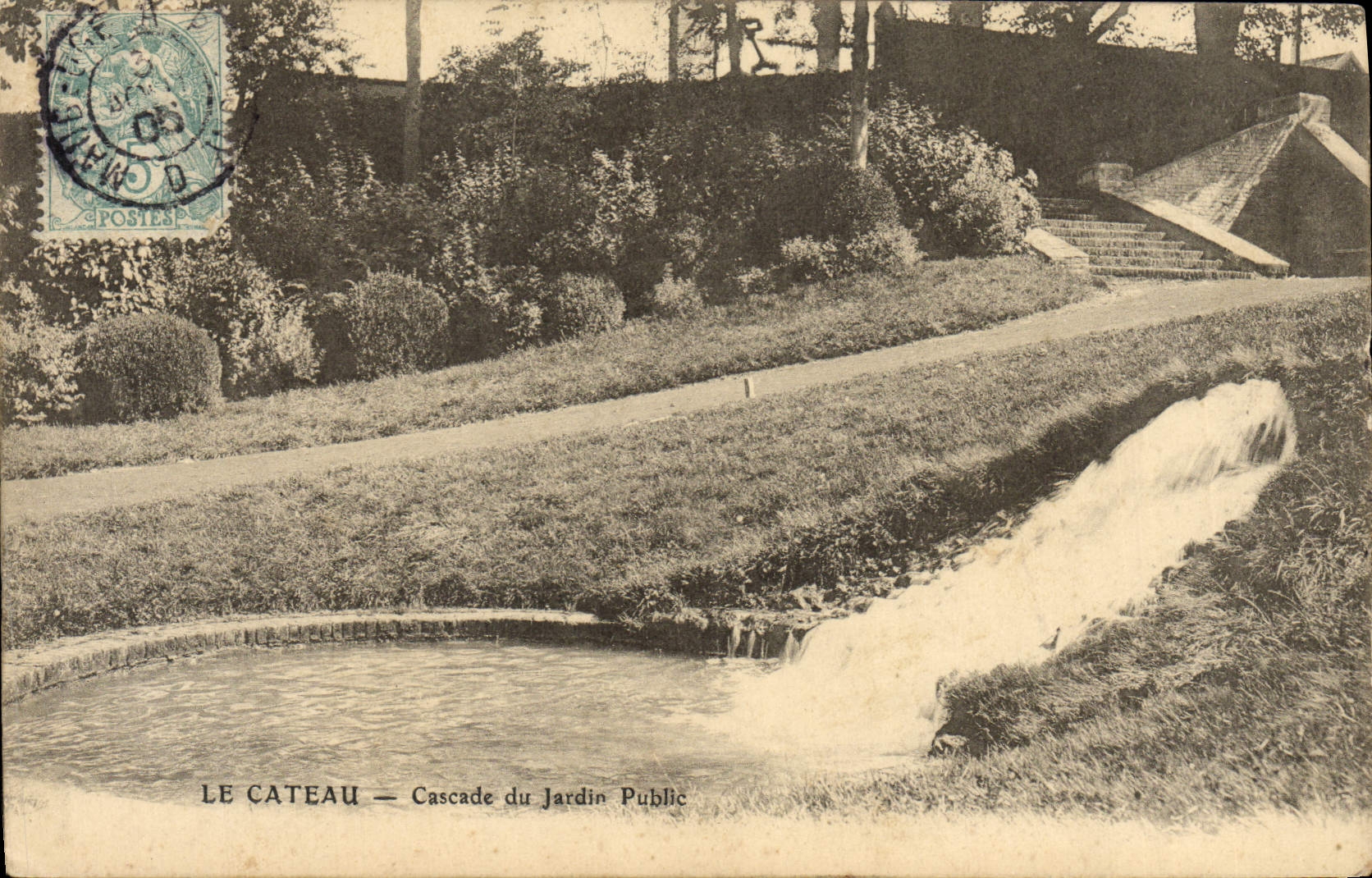 VINTAGE POSTCARD Cateau Cascades of the Public garden