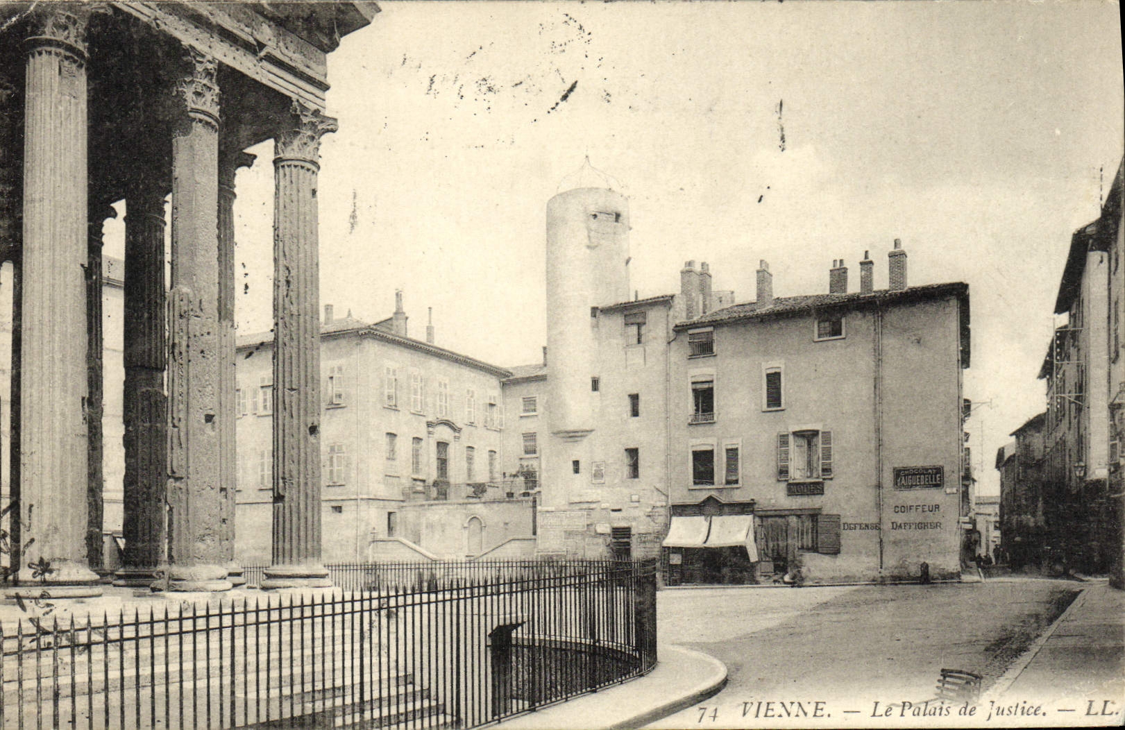 CPA Vienne Le Palais de Justice