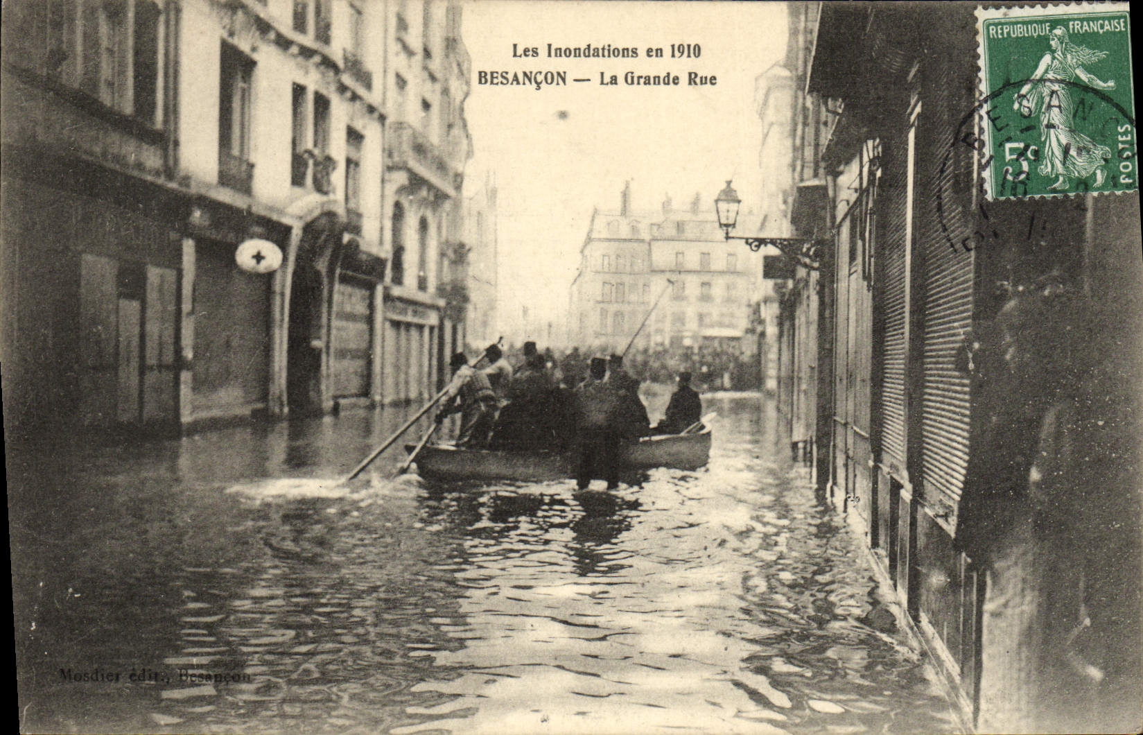 VINTAGE POSTCARD Besancon floods in 1910 La Grande Rue