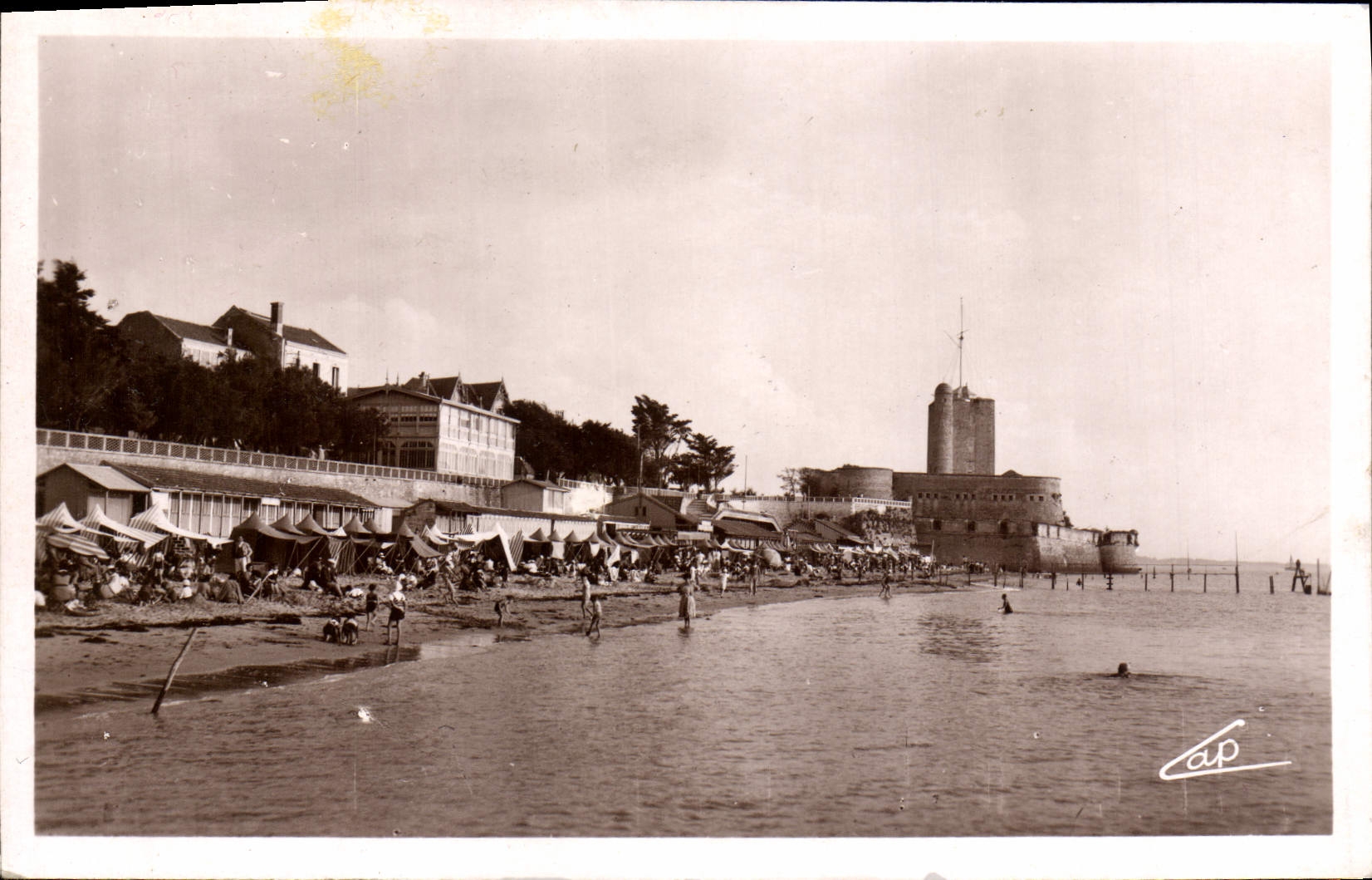 CPA Fouras La Plage et le Semaphore