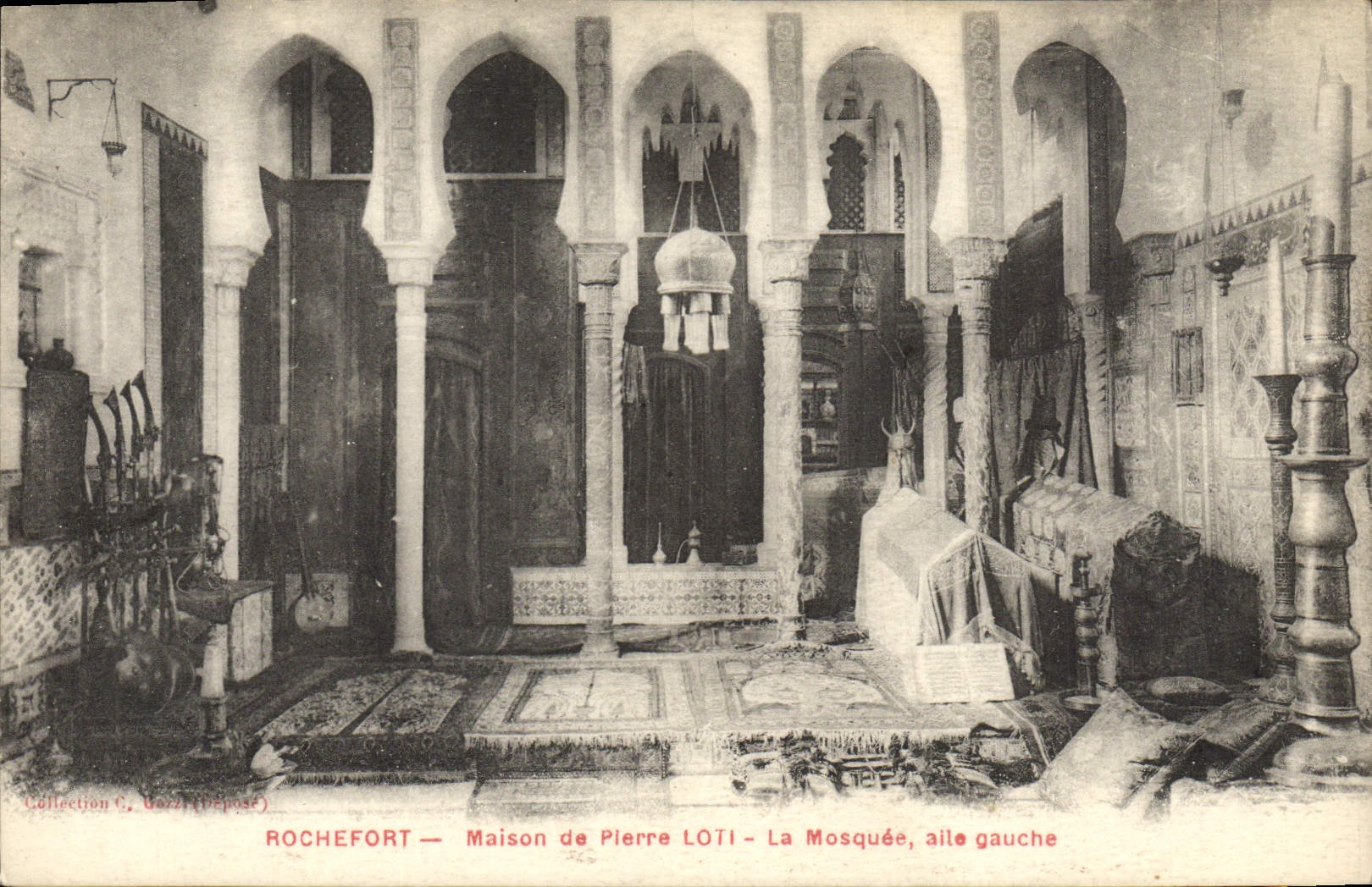 CPA Rochefort Maison de Pierre Loti La mosquee Aile gauche