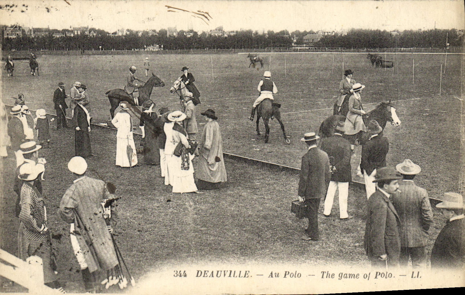 CPA Deauville Au Polo Hippisme Chevaux Cheval 