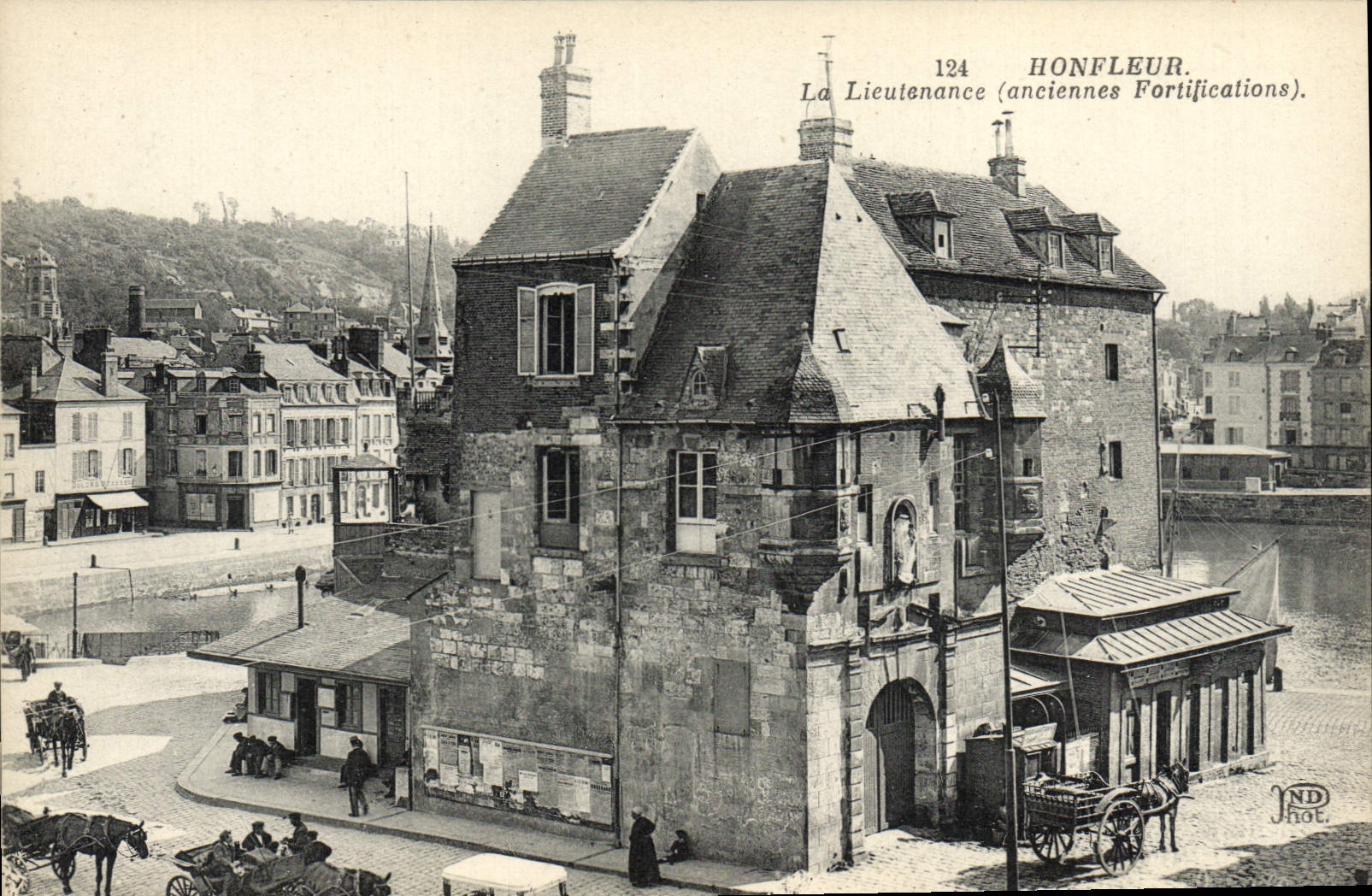 CPA Honfleur La Lieutenance 