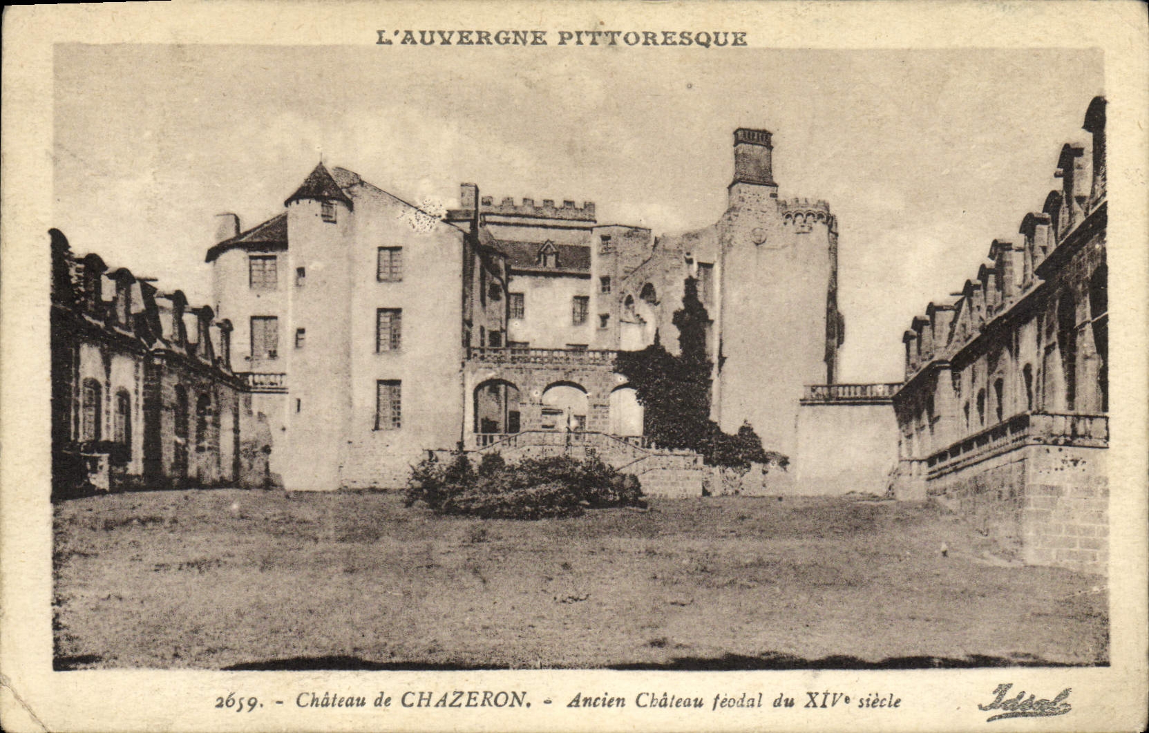 CPA Chateau de Chazeron Ancien Chateau du 14eme 
