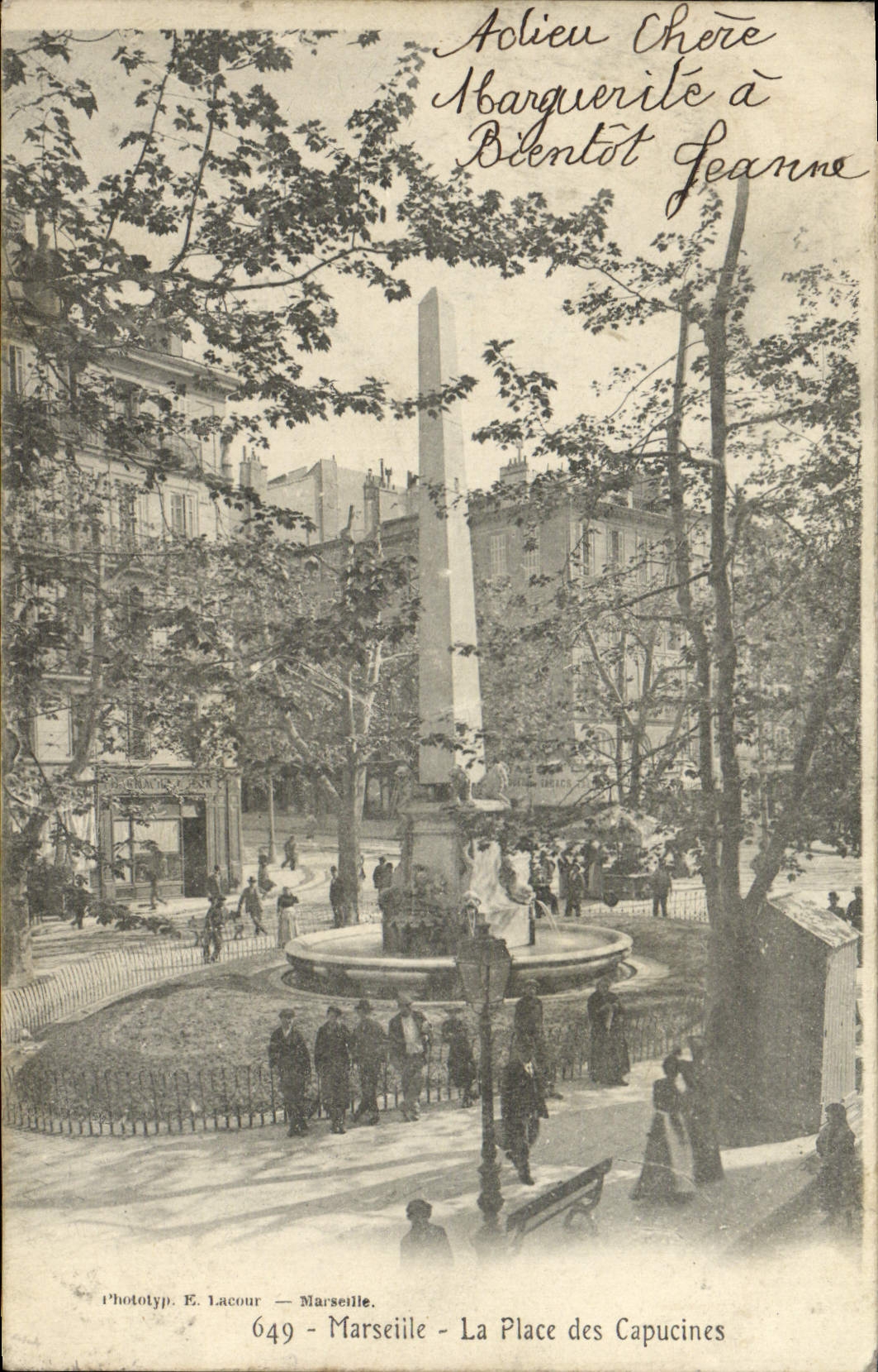 CPA Marseille La Place Des Capucines
