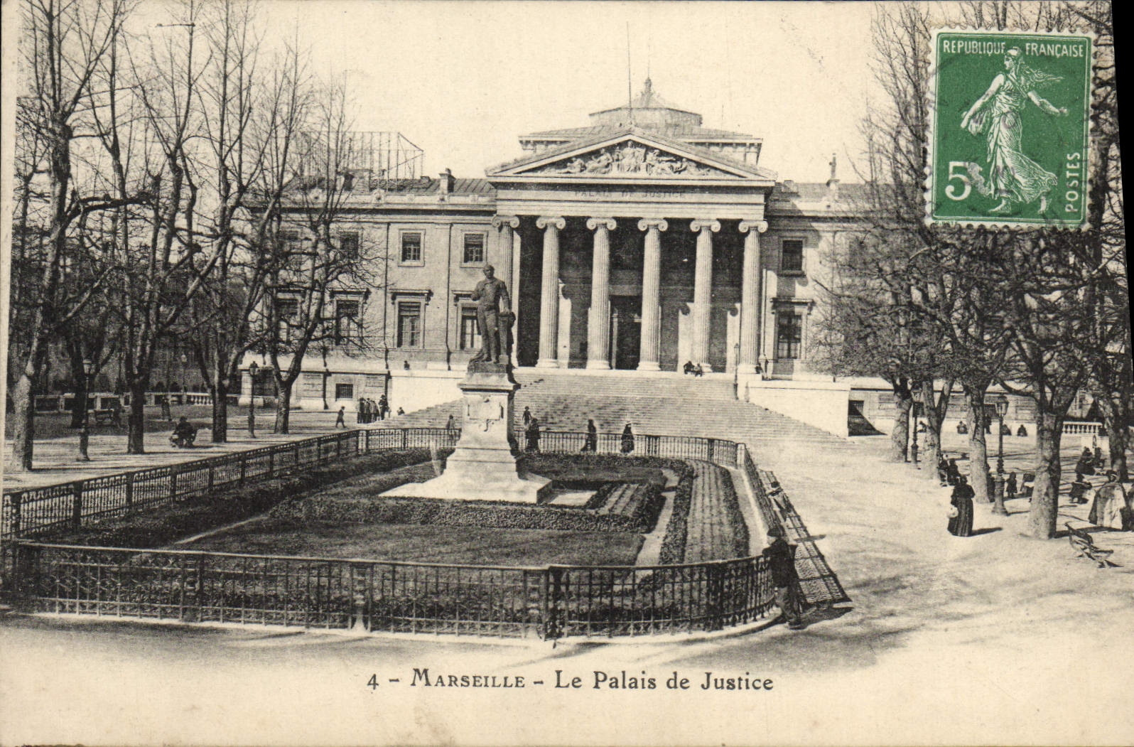 CPA Marseille Le Palais De Justice