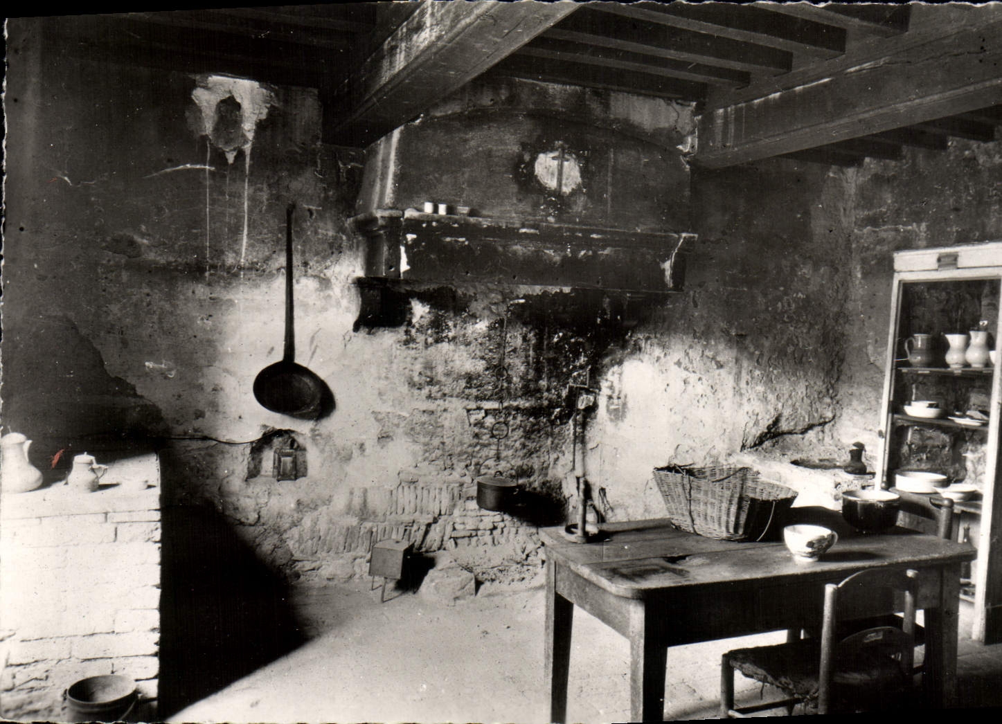 MODERN CARD Ars Cuisine Of the Saint Cleans of Ars