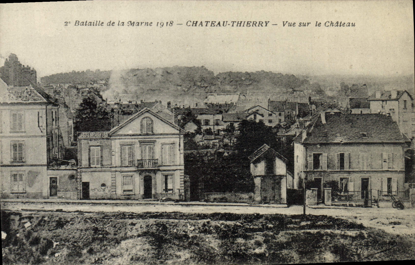 VINTAGE POSTCARD Battle Of the Marne Thierry Castle Seen On the Castle