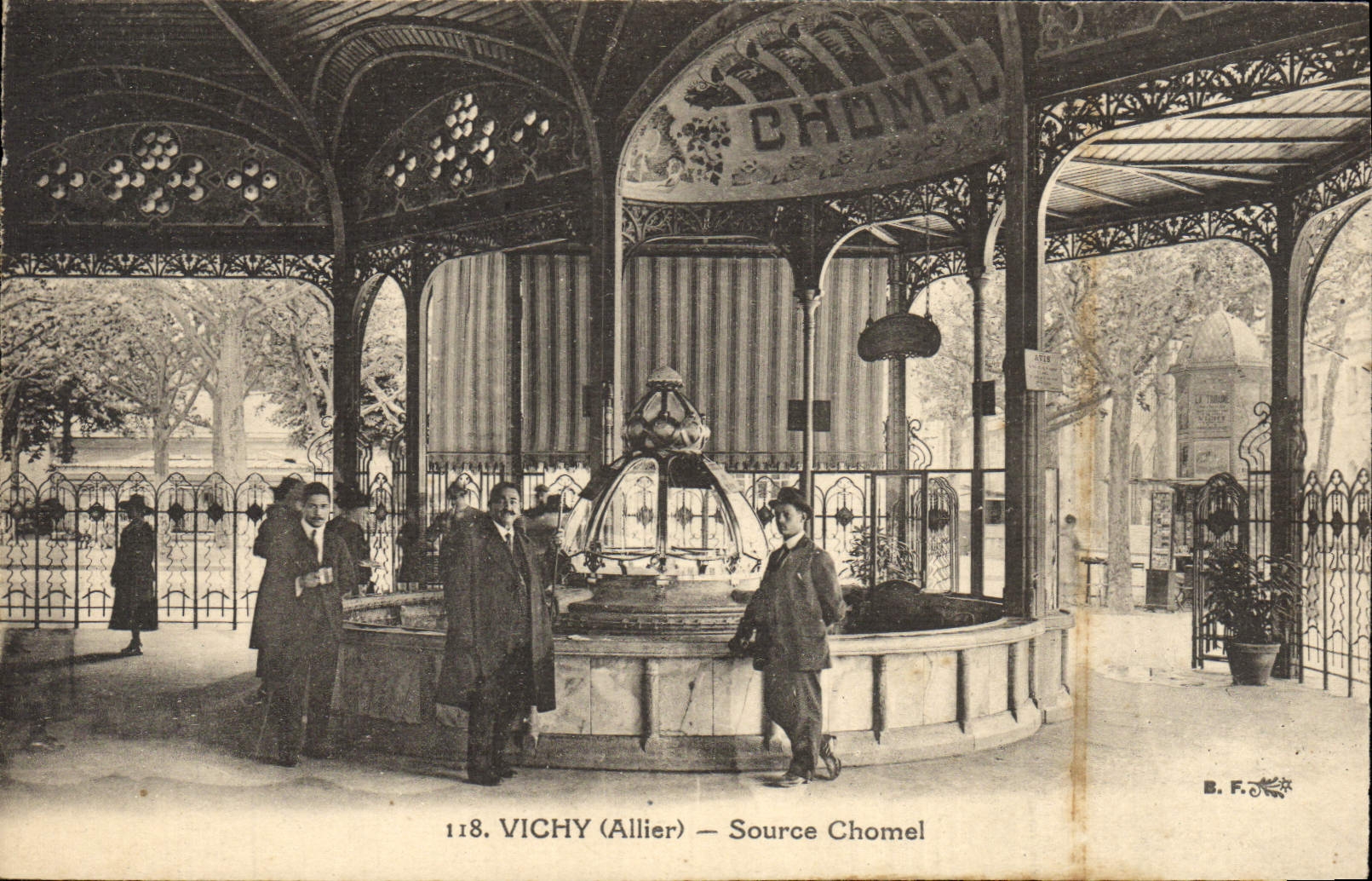 CPA Vichy Source Chomel
