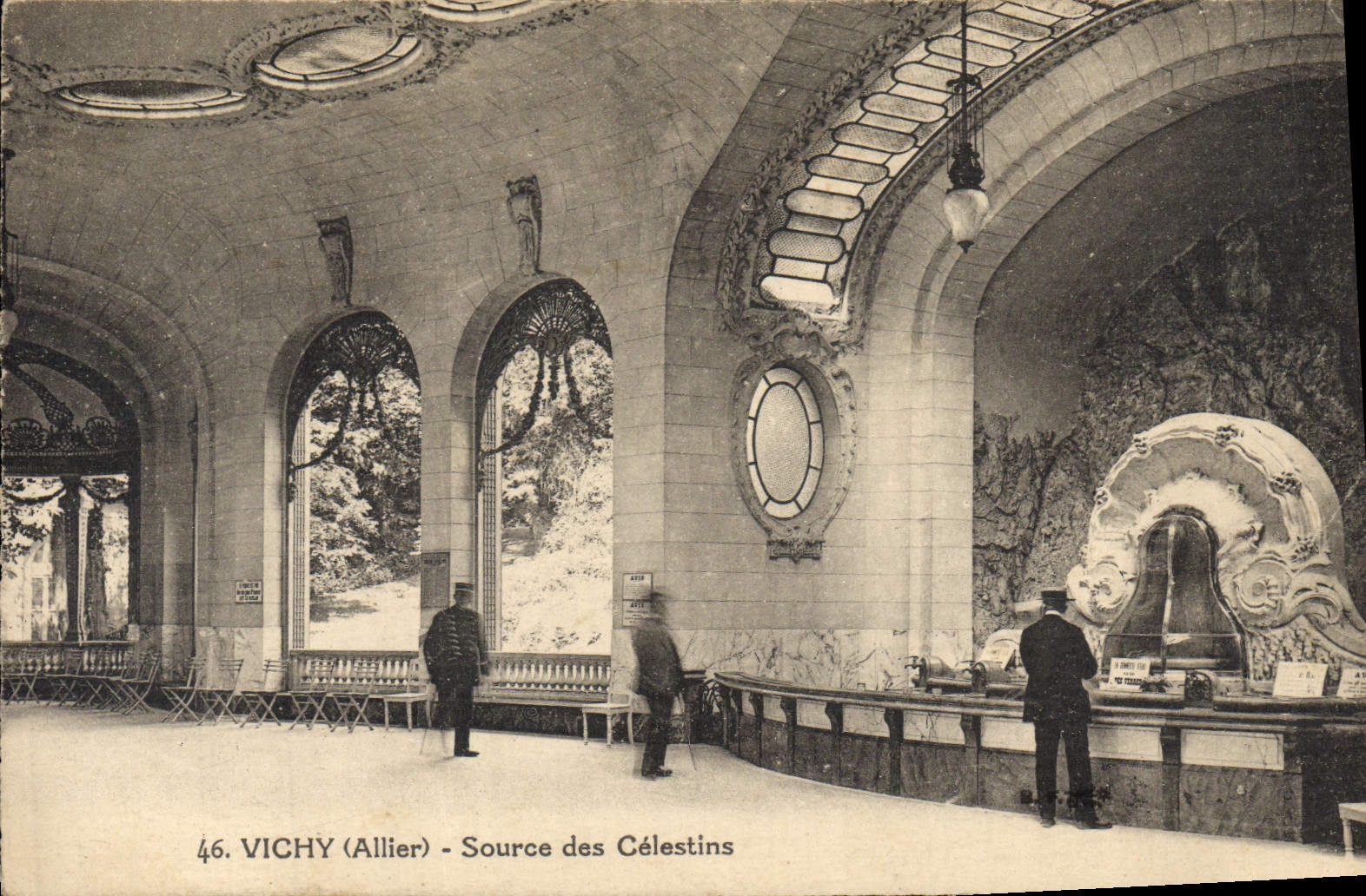 CPA Vichy Source Des Celestins