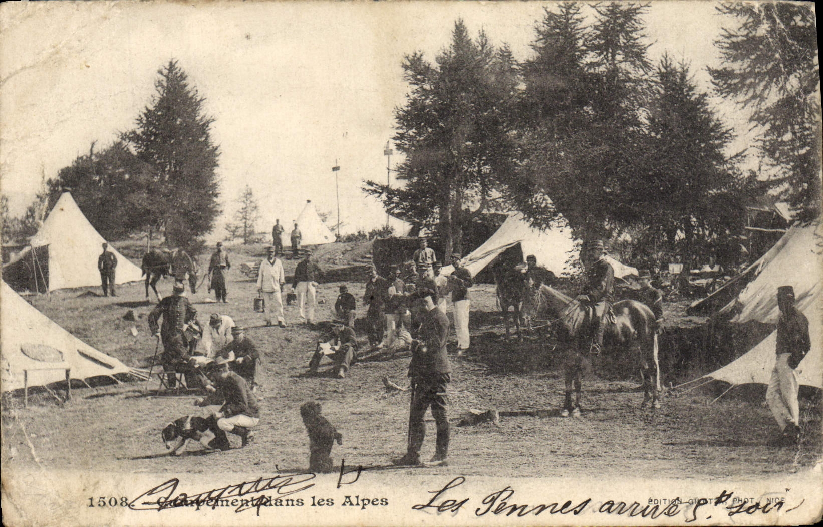 CPA Campement dans les Alpes Militaria