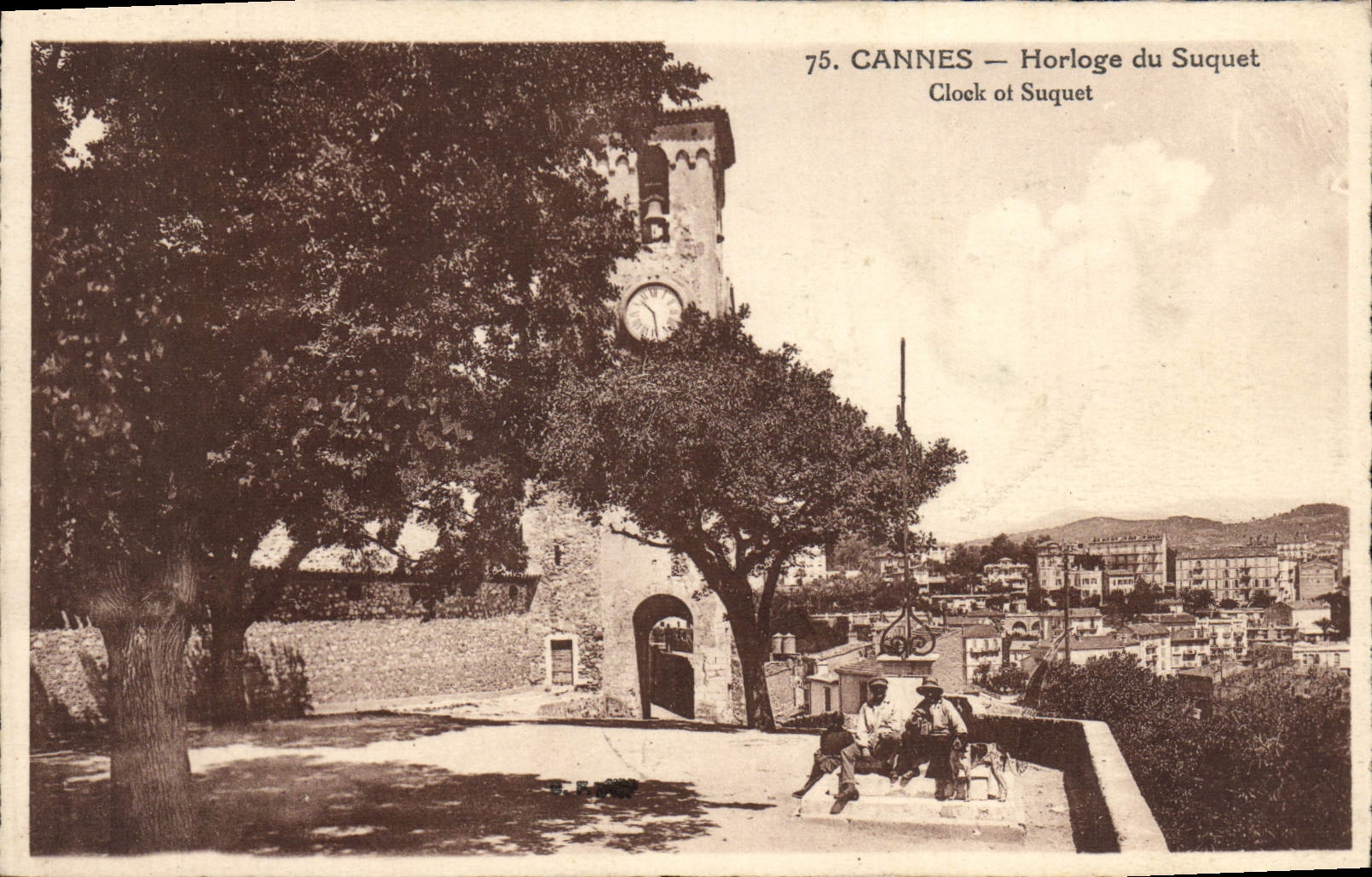 CPA Cannes Horloge Du Suquet 