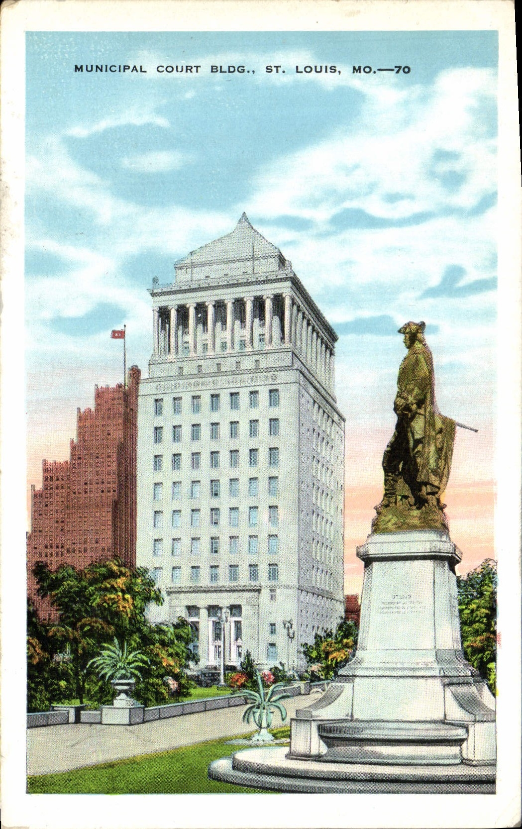 VINTAGE POSTCARD Municipal Short Bldg St Louis