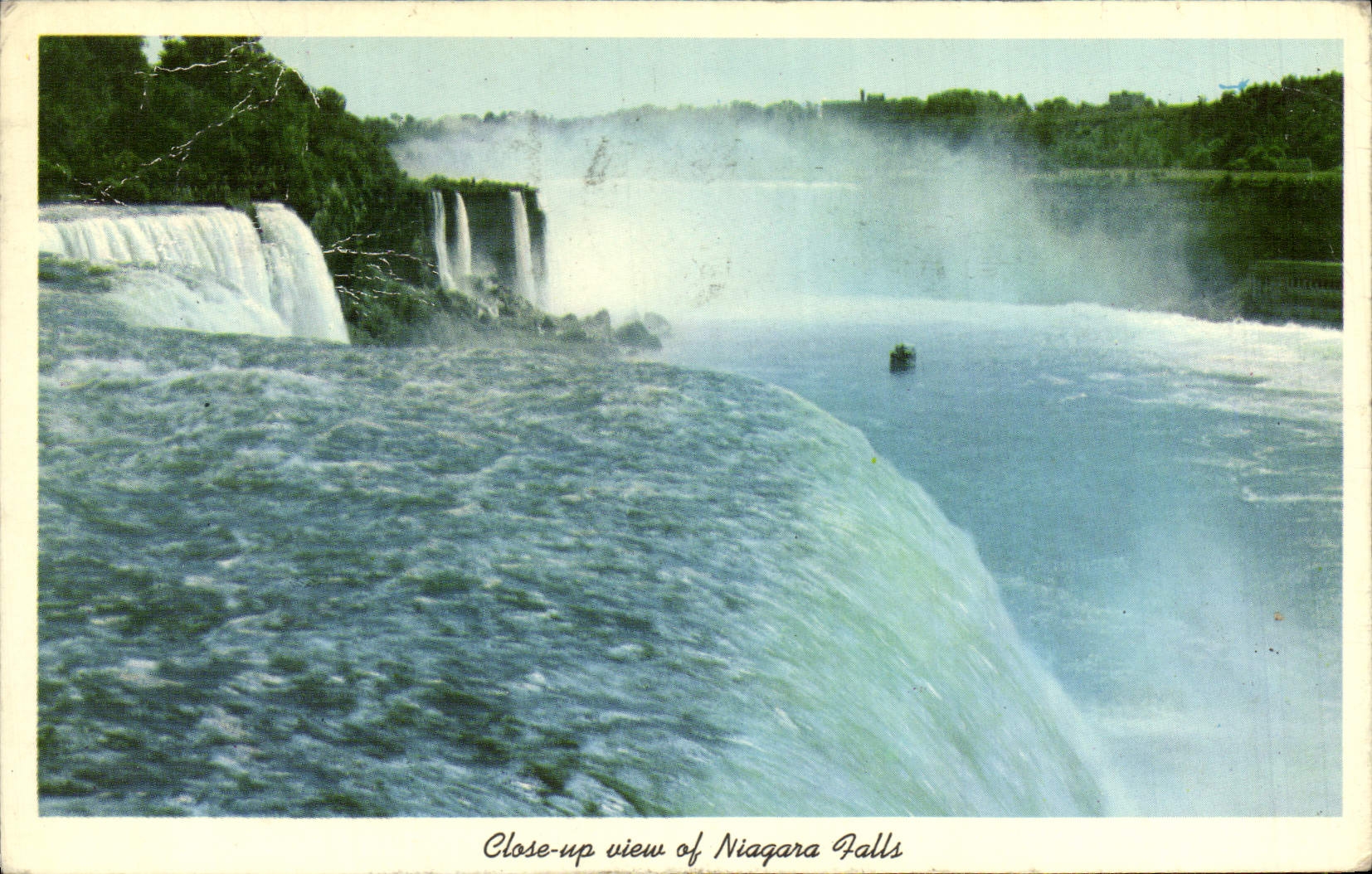 VINTAGE POSTCARD Niagara Falls Closed Up View off Niagara Falls
