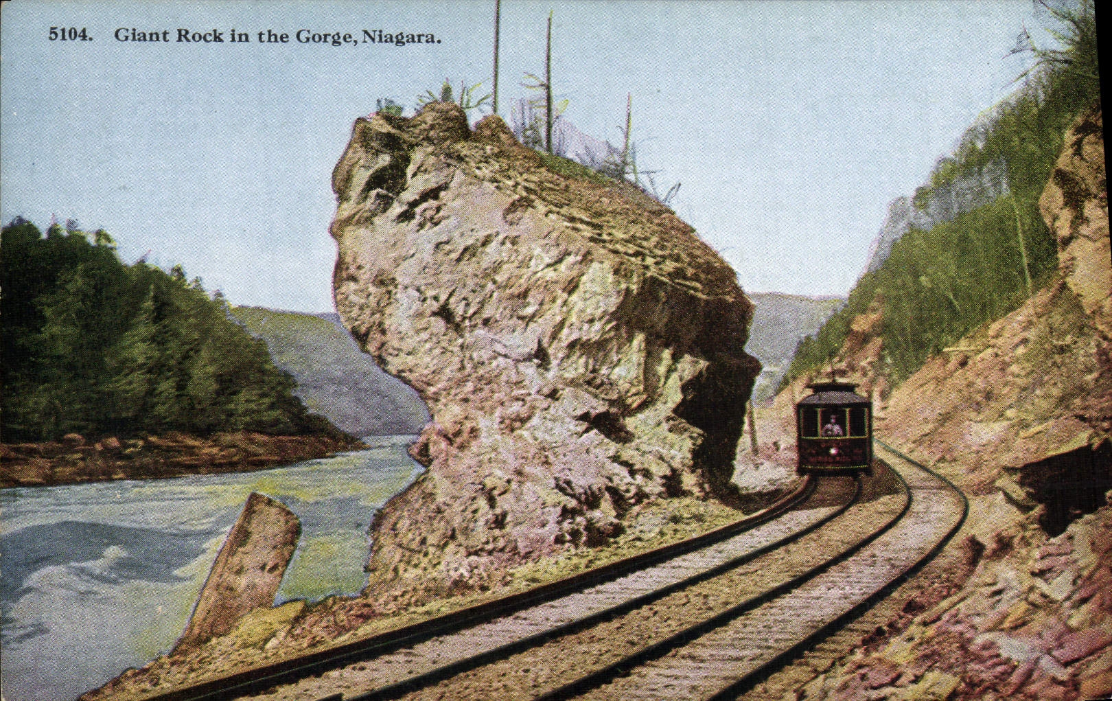 VINTAGE POSTCARD Giant Rock'n'roll in the Niagara Throat