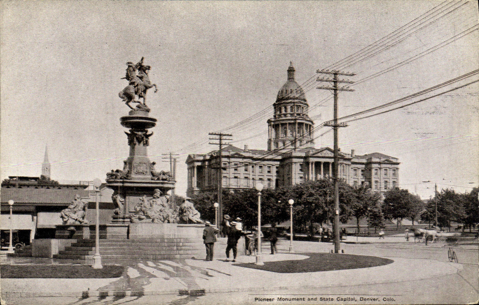 Monumento pionero y Stato capital Denver de Colorado de la POSTAL de la VENDIMIA
