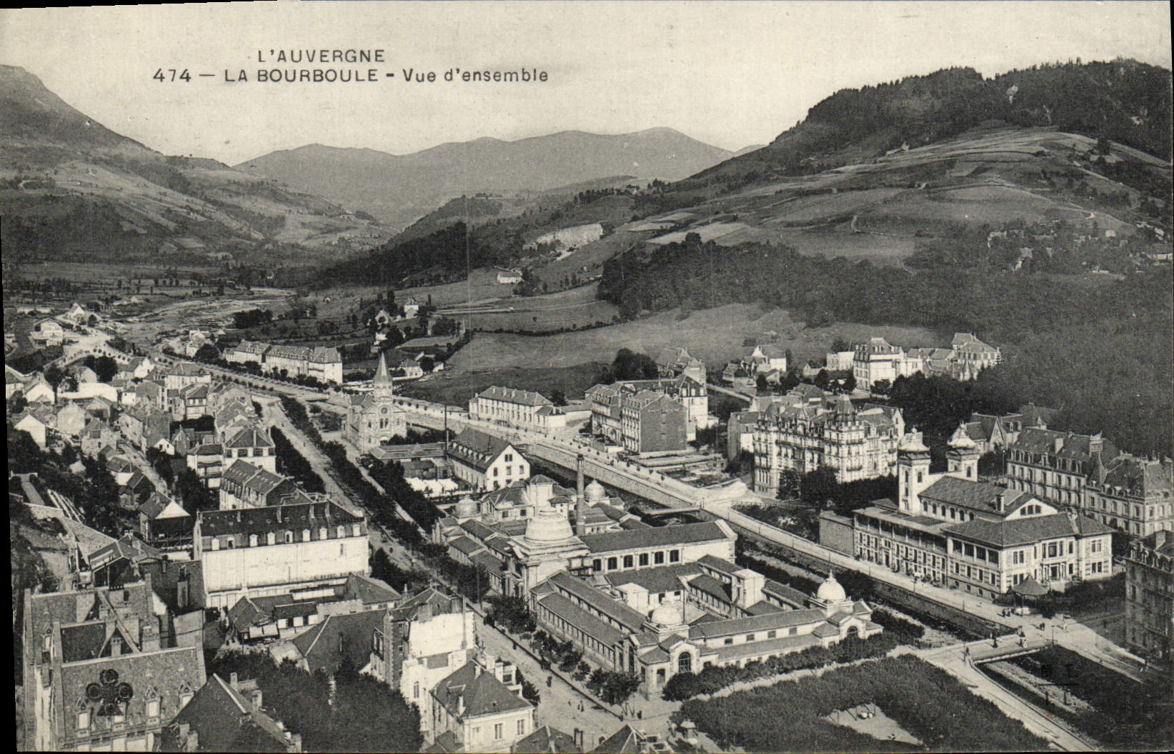 VINTAGE POSTCARD In Auvergne Bourboule overall picture