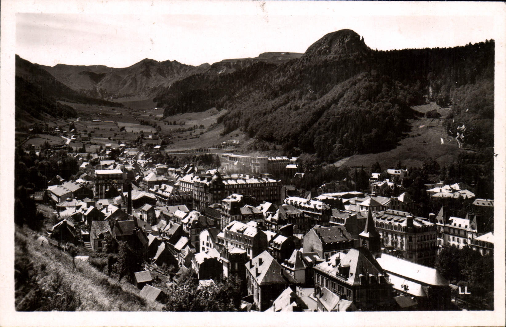 CPA Le Mont Dore Vue Generale