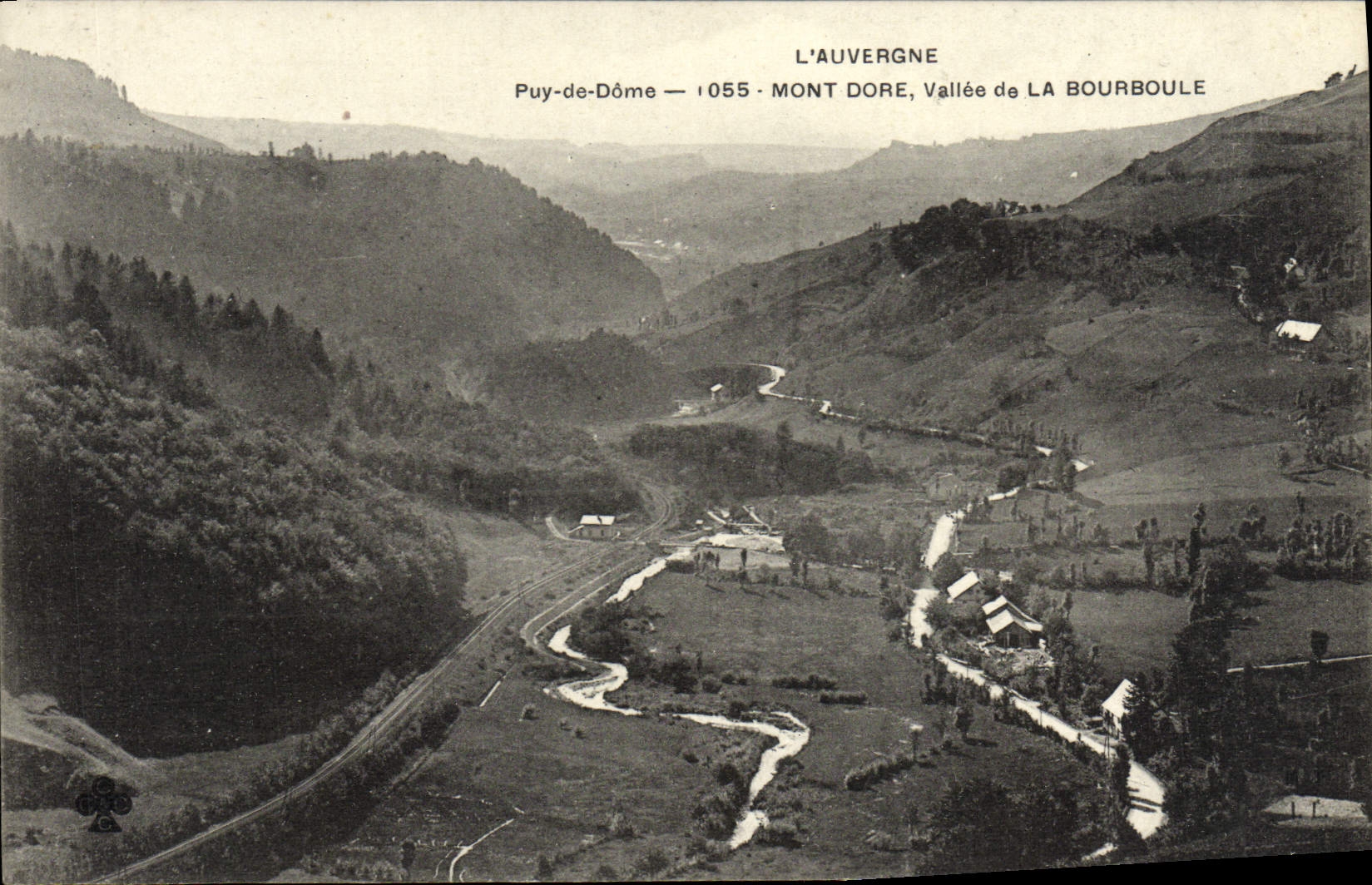 CPA L'Auvergne Puy de Dome Mont Dore Vallee de la Bourboule