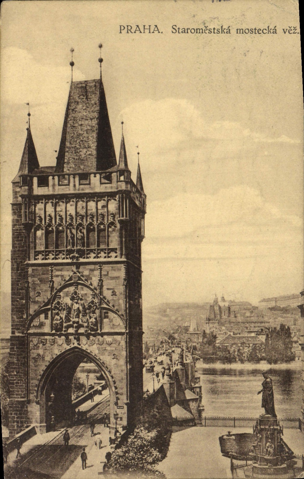 VINTAGE POSTCARD Praha Staromestska mostecka vez