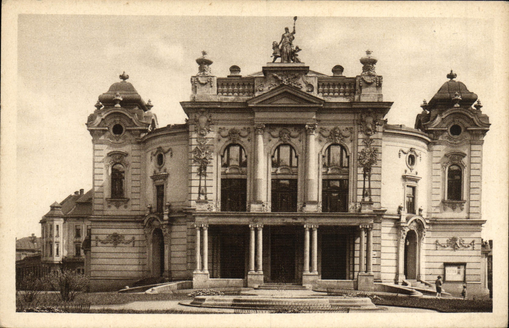 Divadlo del MOR Ostrava Narodni de la POSTAL de la VENDIMIA