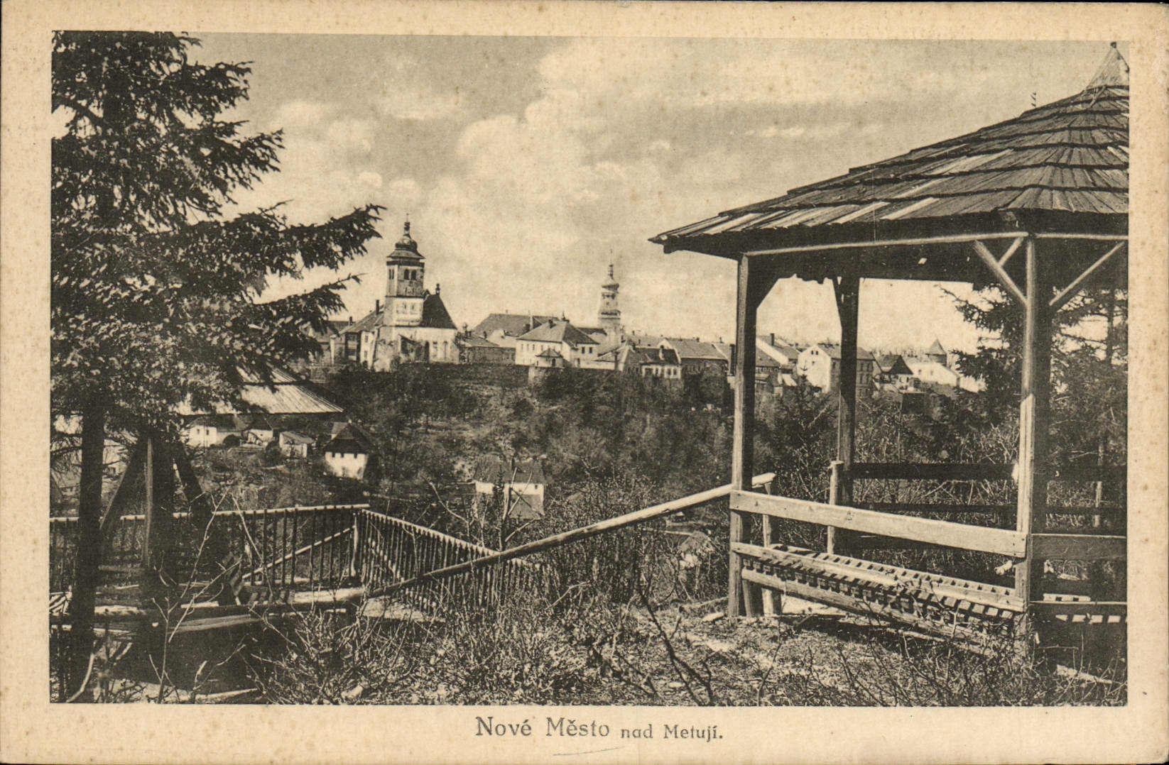 Nud Metujf de Nove Mesto de la POSTAL de la VENDIMIA