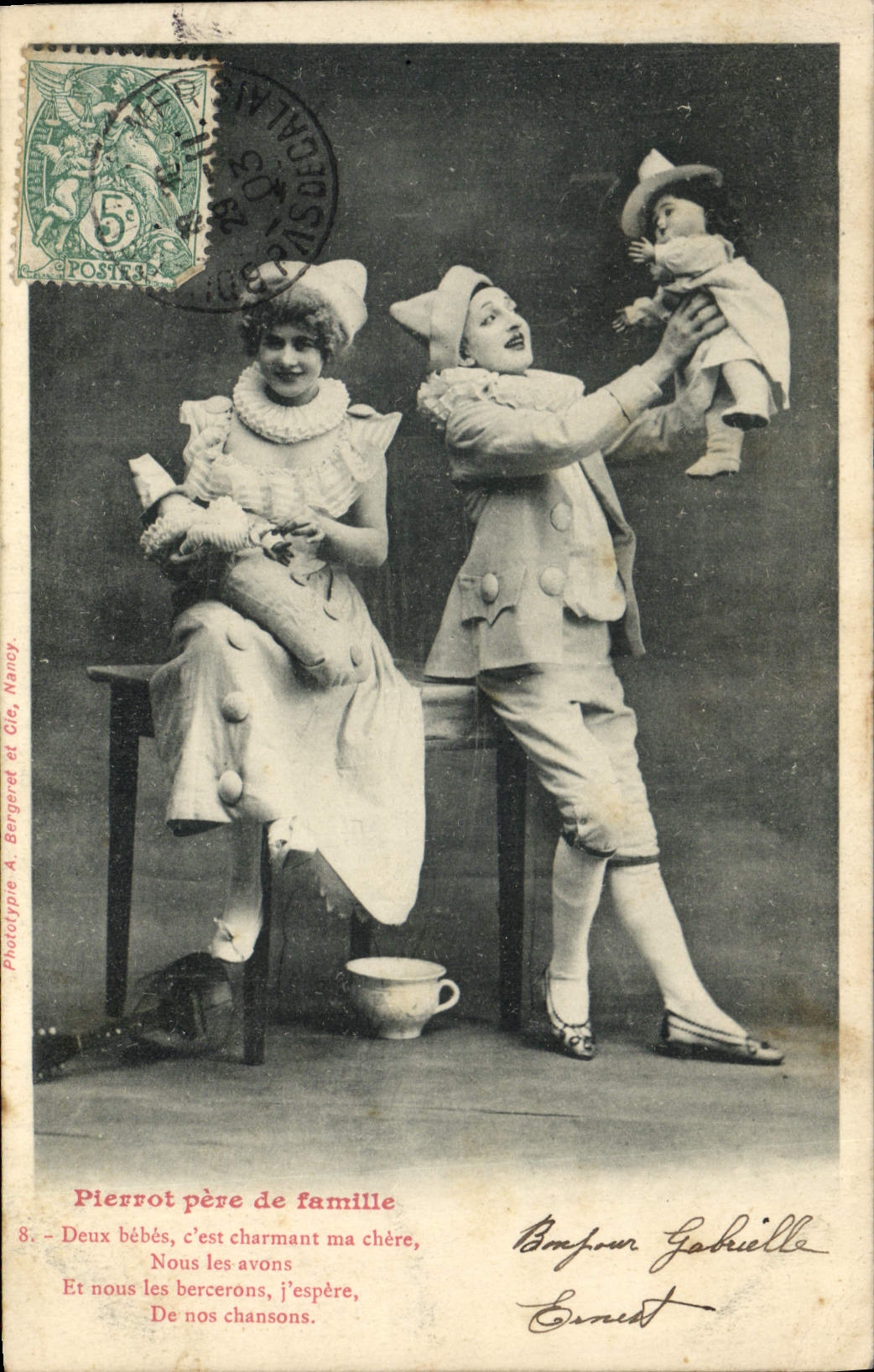 VINTAGE POSTCARD Pierrot father Woman Headstock