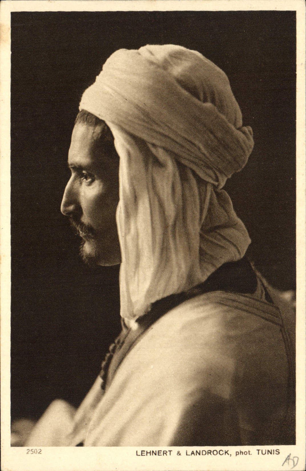 VINTAGE POSTCARD Tunisia Man