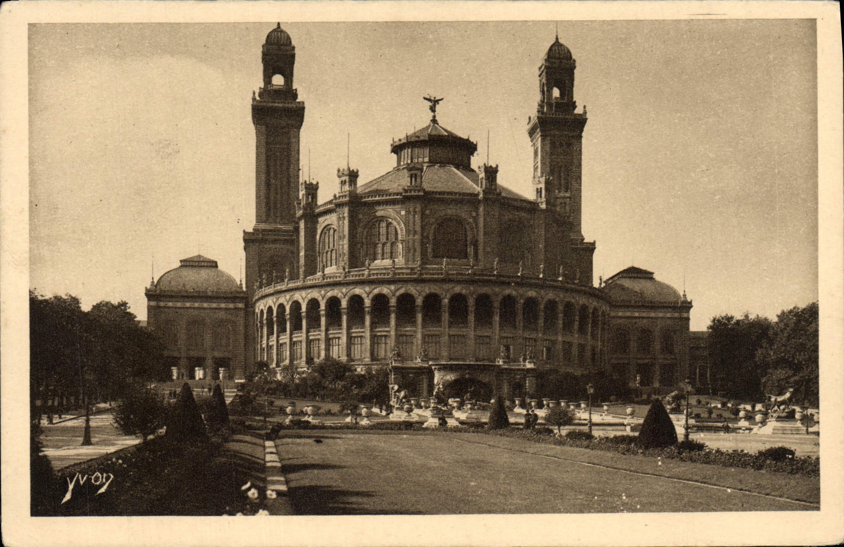 CPA Paris Le palais de Trocadero