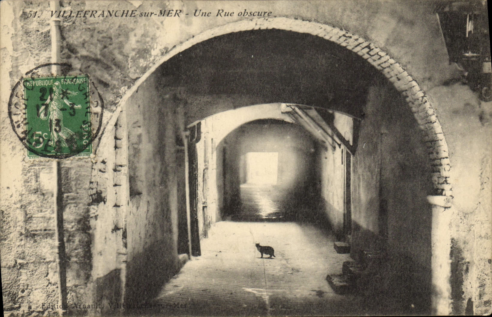 CPA Villefranche sur Mer Une Rue obscure