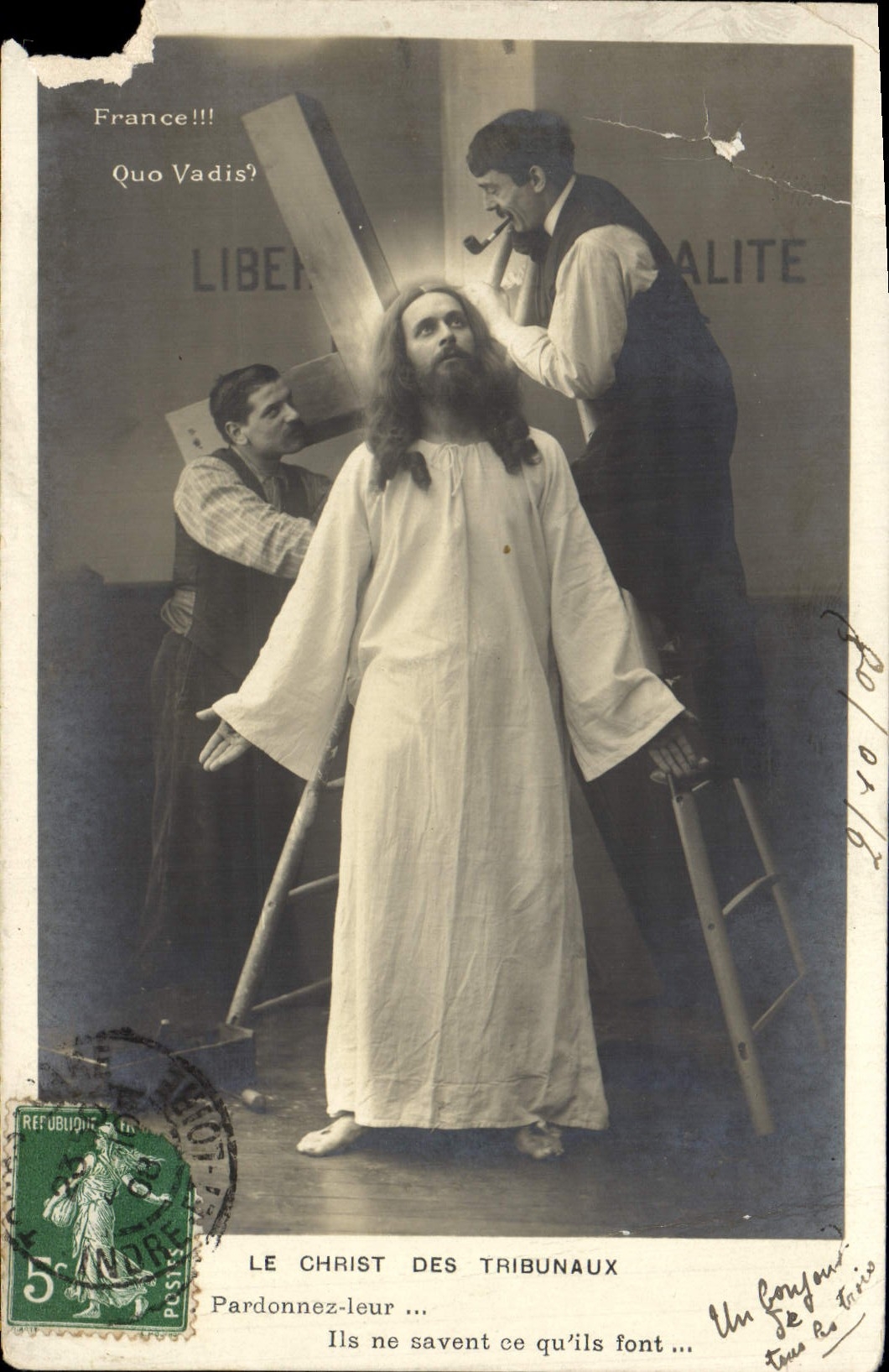 CPA Le Christ Des Tribunaux