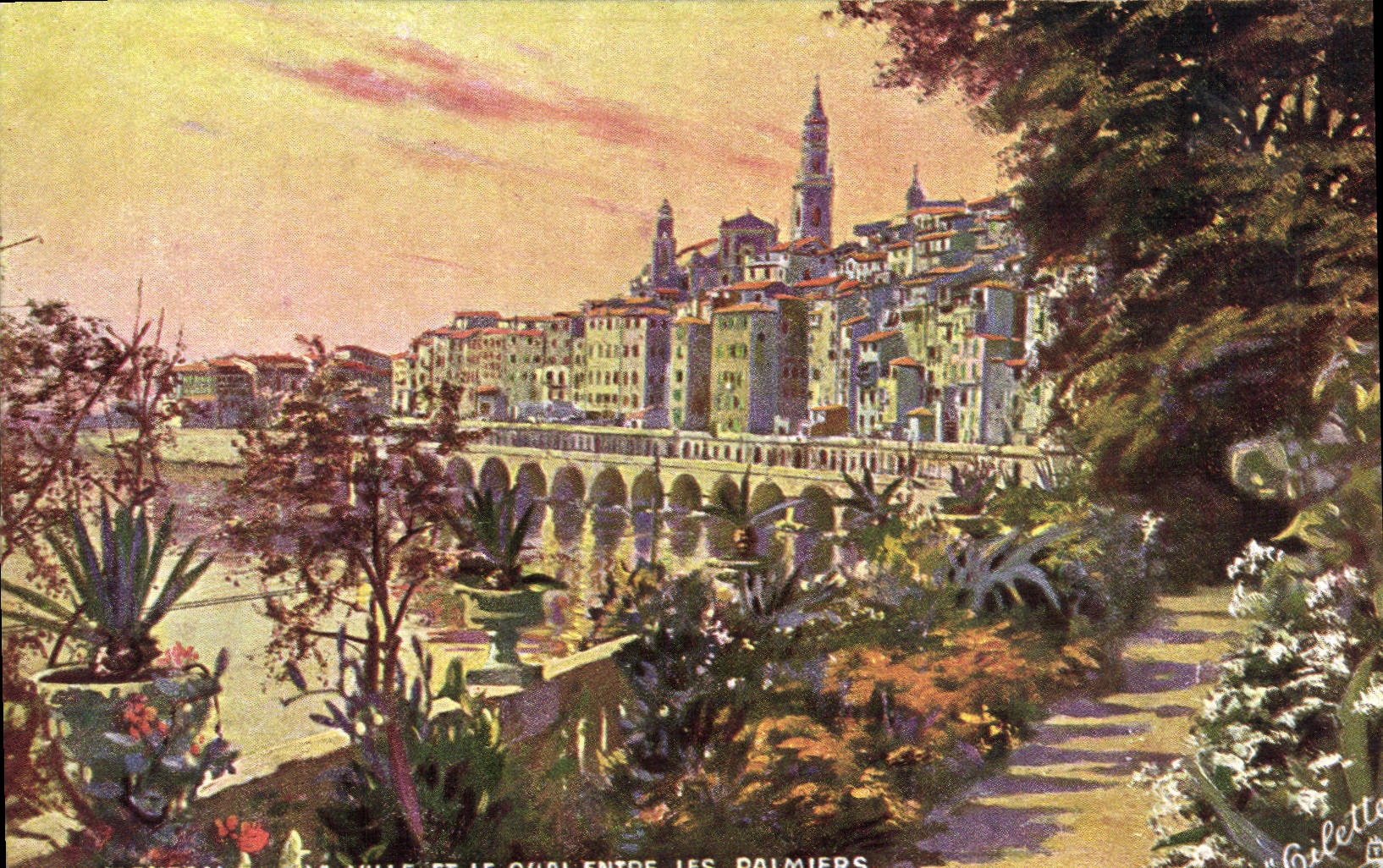 CPA Menton La ville et le quai entre les palmiers 