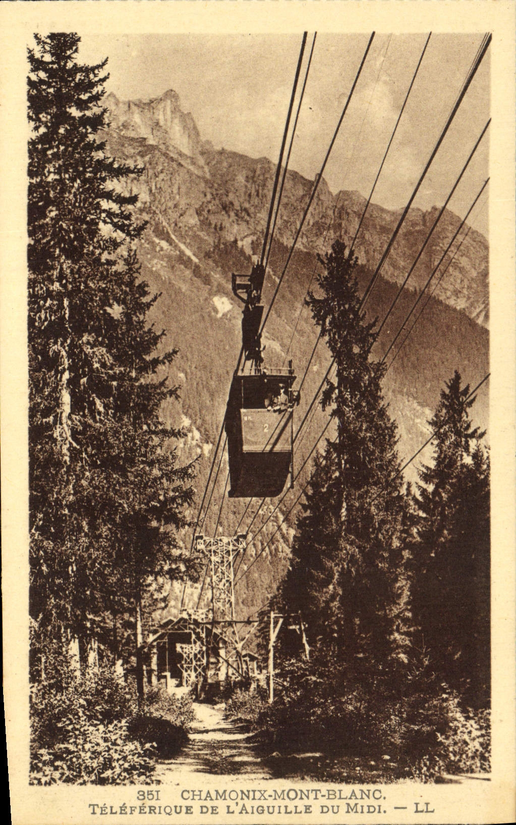 CPA Chamonix Le Mont Blanc Teleferique De L'Aiguille Du Midi Teleferique