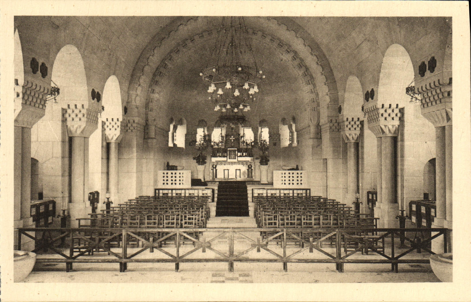 VINTAGE POSTCARD Ossuary and Lighthouse of Douamont Militaria Interior of the catholic vault