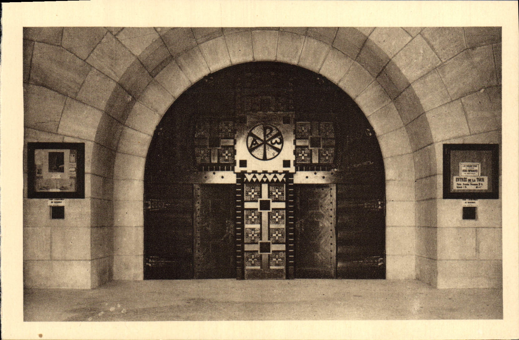VINTAGE POSTCARD Douaumont Ossuary the Main door of the Catholic Vault Militaria