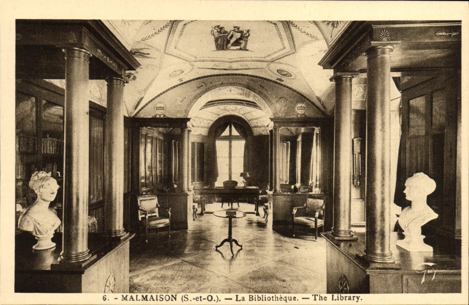 CPA Malmaison La Bibliotheque 