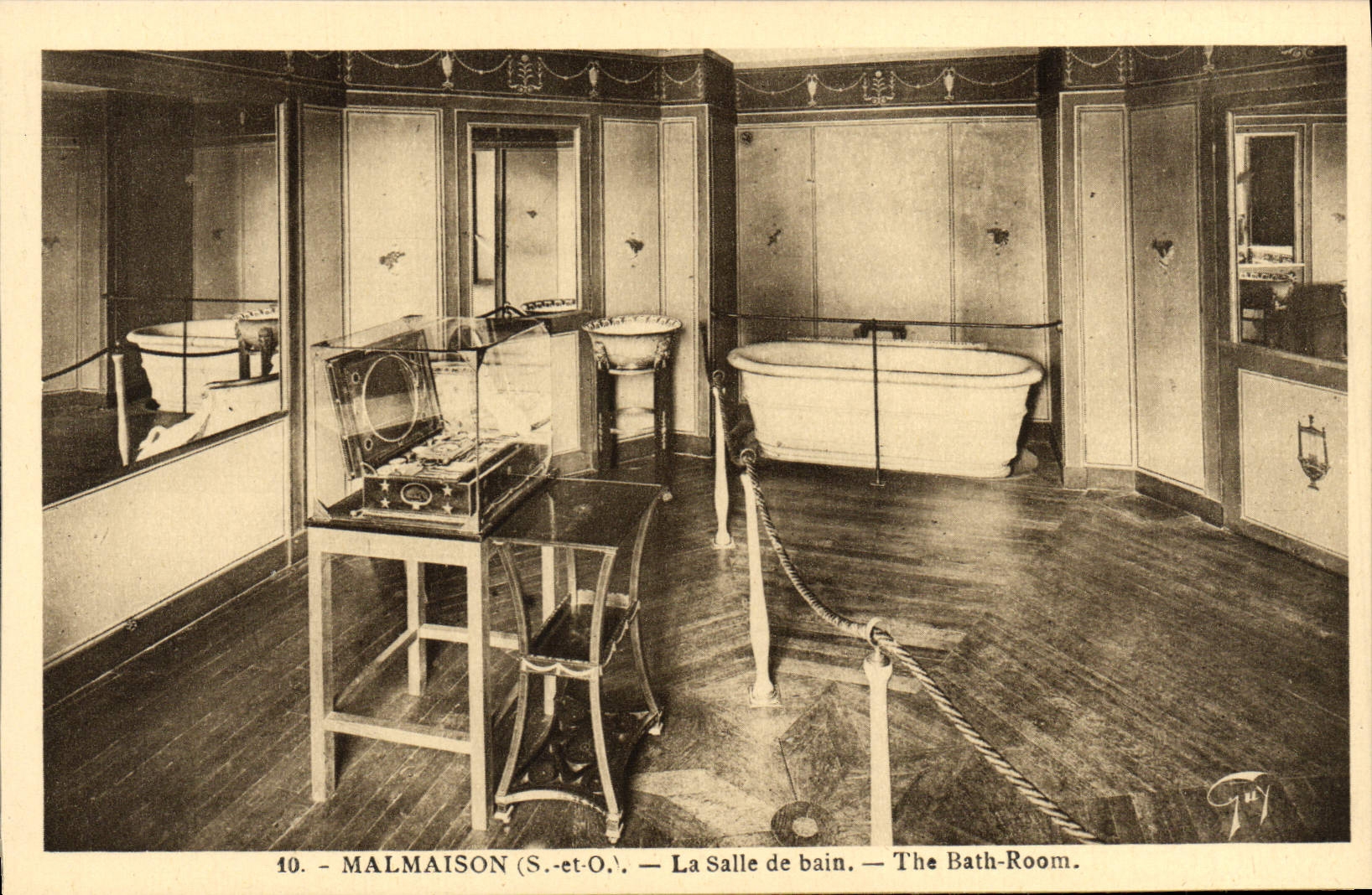 CPA Malmaison La salle de bain 