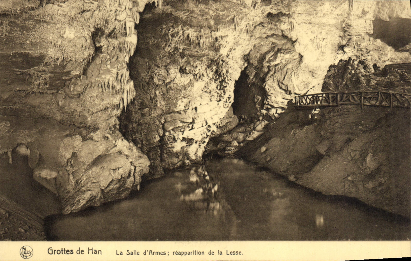 CPA Grottes de Han La Salle d'Armes reapparition de la Lesse