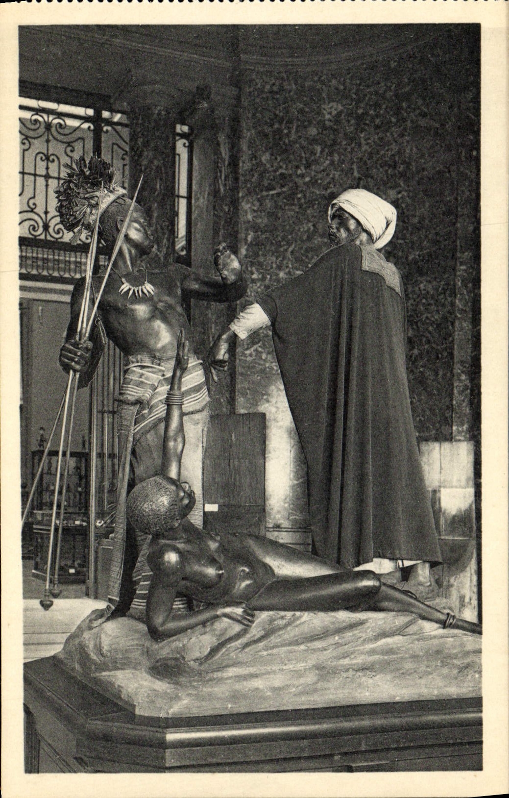 VINTAGE POSTCARD Tervueren Musee Of Belgian Congo Groups Arab