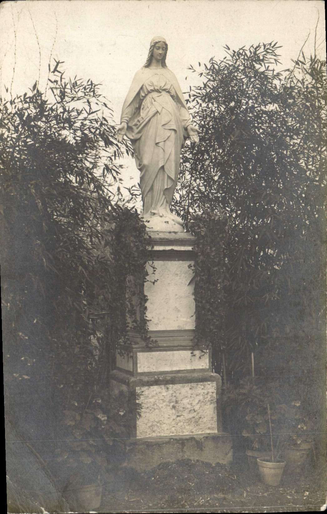 CARTE PHOTO Statue Vierge 
