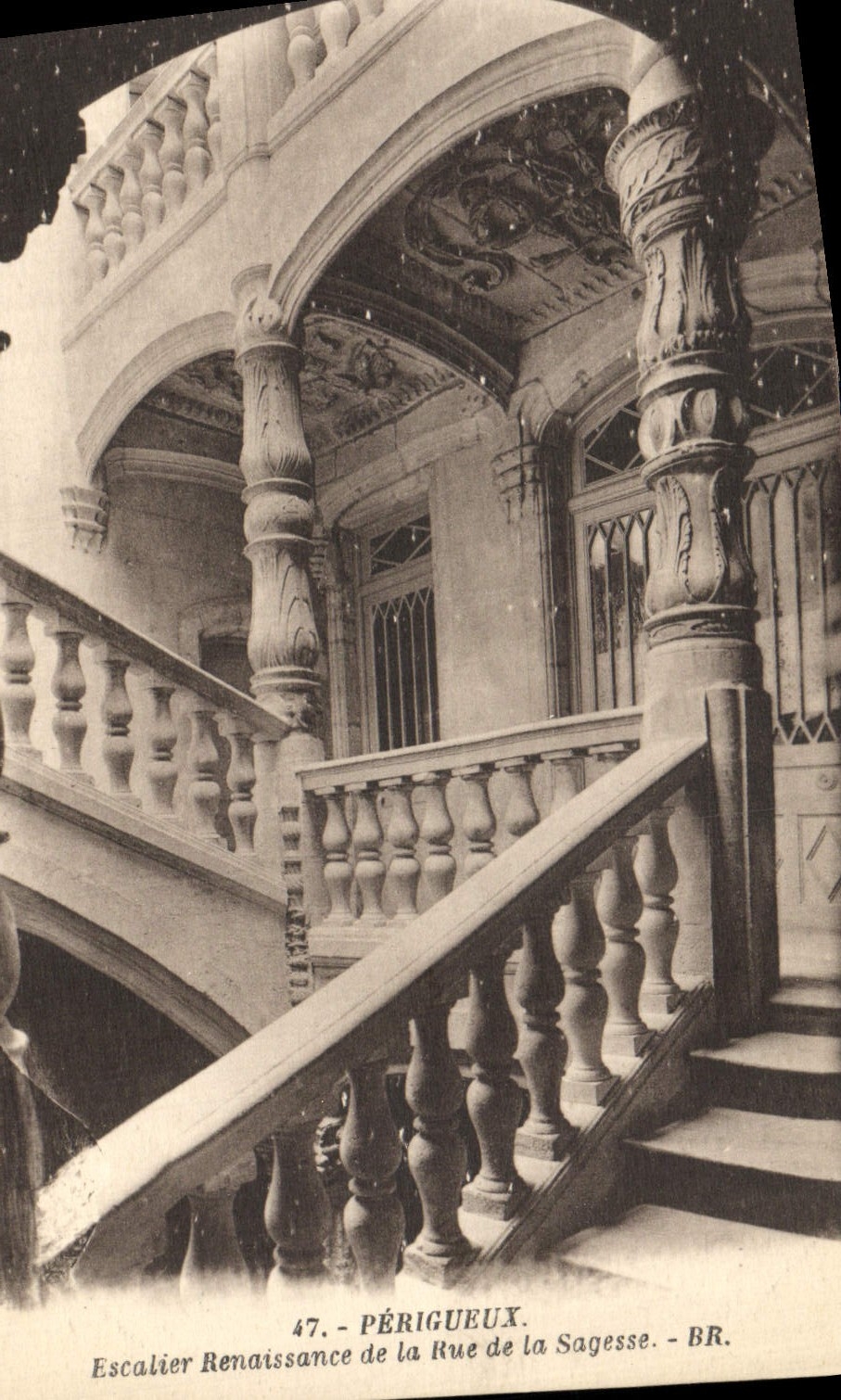 CPA Perigueux Escalier Renaissance De La Rue De La Sagesse