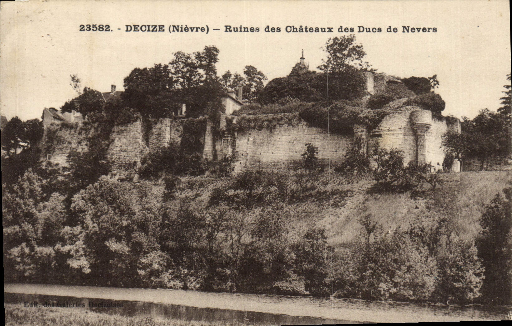 VINTAGE POSTCARD Decize Ruins Of the Castles Of the Dukes Of Nevers